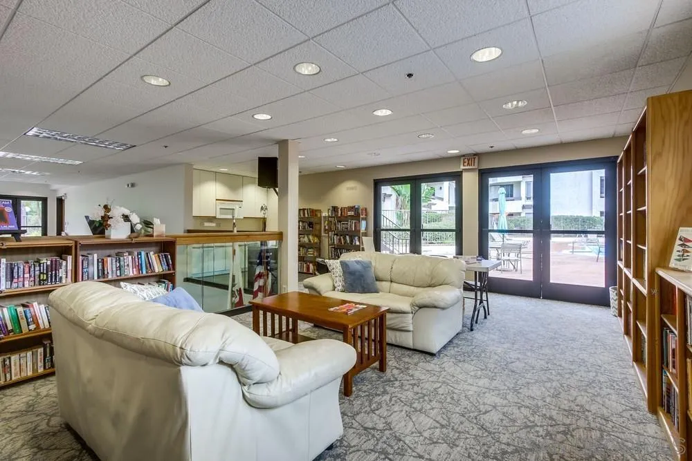 https://cdn.realtyfeed.com/cdn/127/250041972/fe3681bd3c62b524ff3ad98ce99b5787.webp