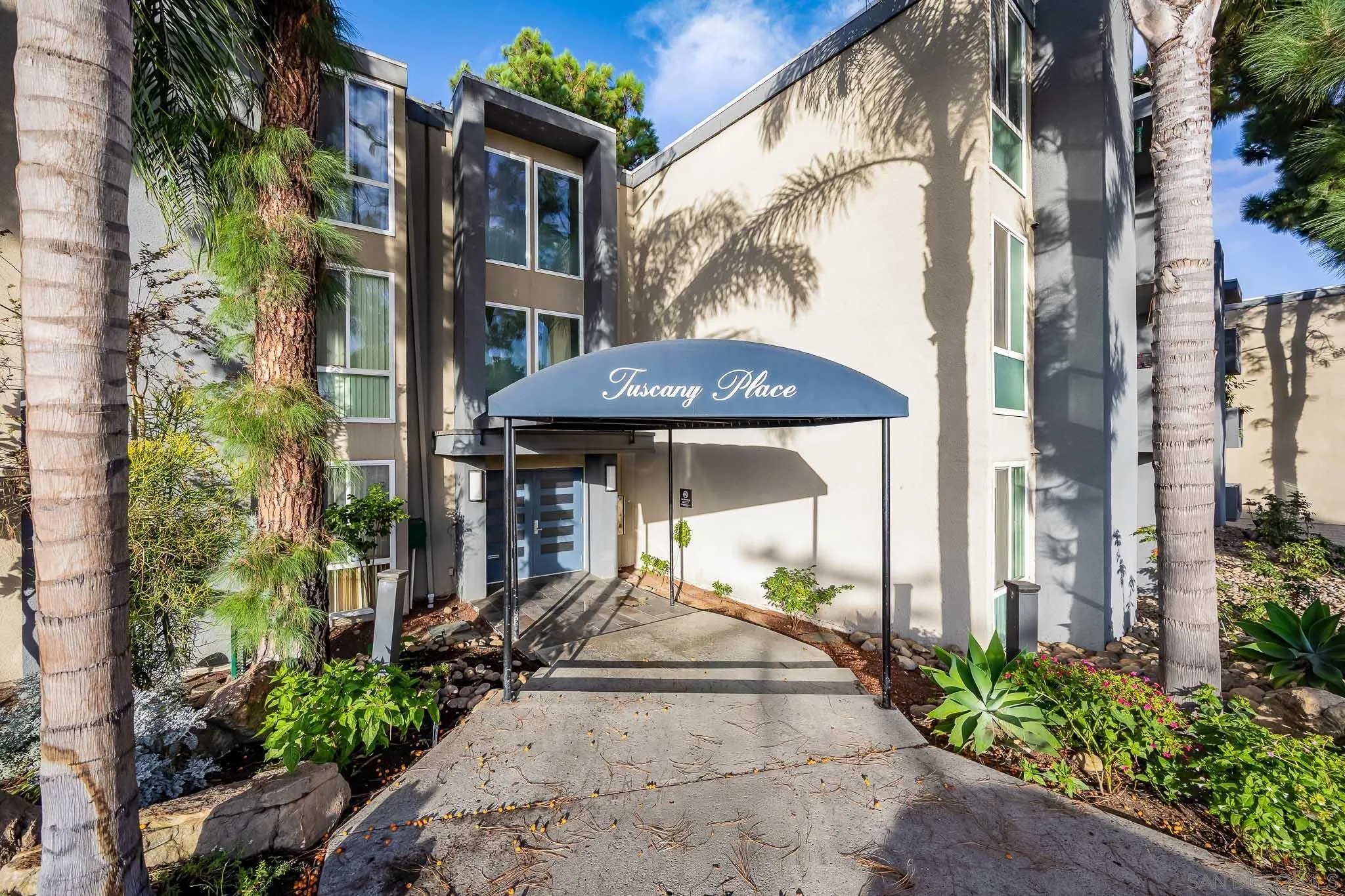 Photo #2: 250041974 Listing 