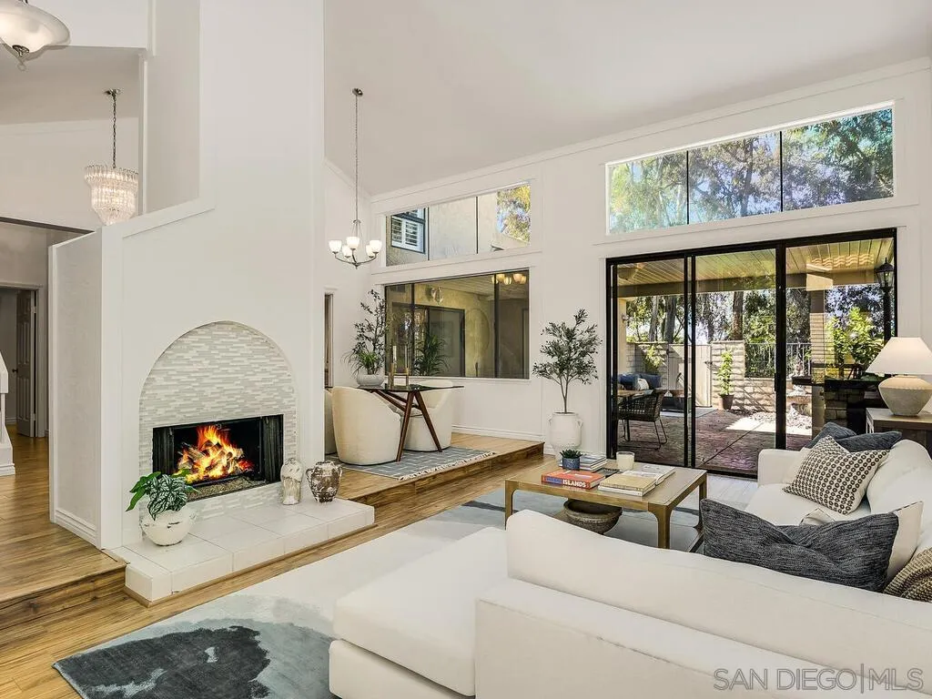https://cdn.realtyfeed.com/cdn/127/250041975/c1eef4ffa6472fb66d8831771925d72e.webp