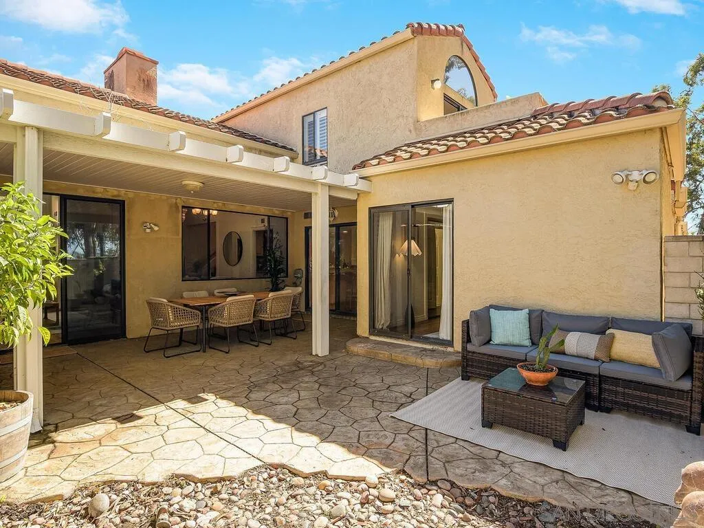 https://cdn.realtyfeed.com/cdn/127/250041975/ce2c99ea60c01d67d6c64b971e0dc3ee.webp