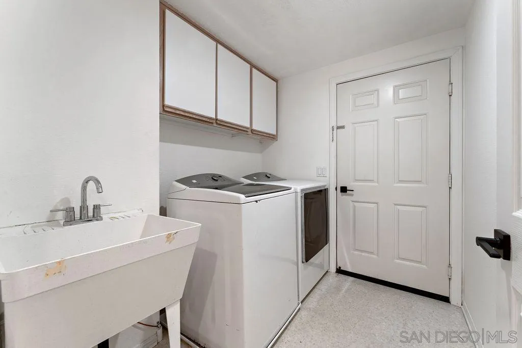 https://cdn.realtyfeed.com/cdn/127/250041988/d116a62268f32d25bbc3310494733e74.webp