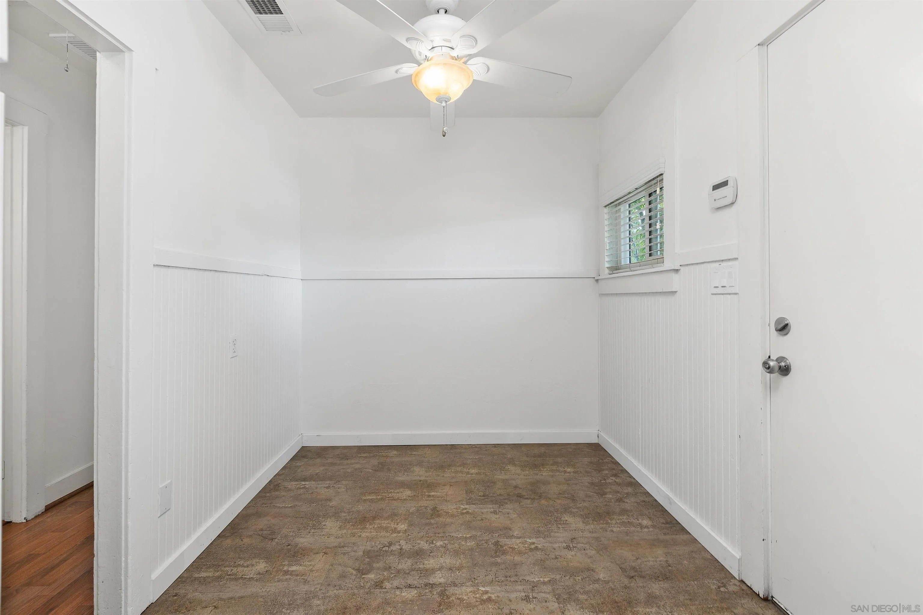 https://cdn.realtyfeed.com/cdn/127/250041990/8b213f5c4ab071ce3dbfff620aad41ba.webp