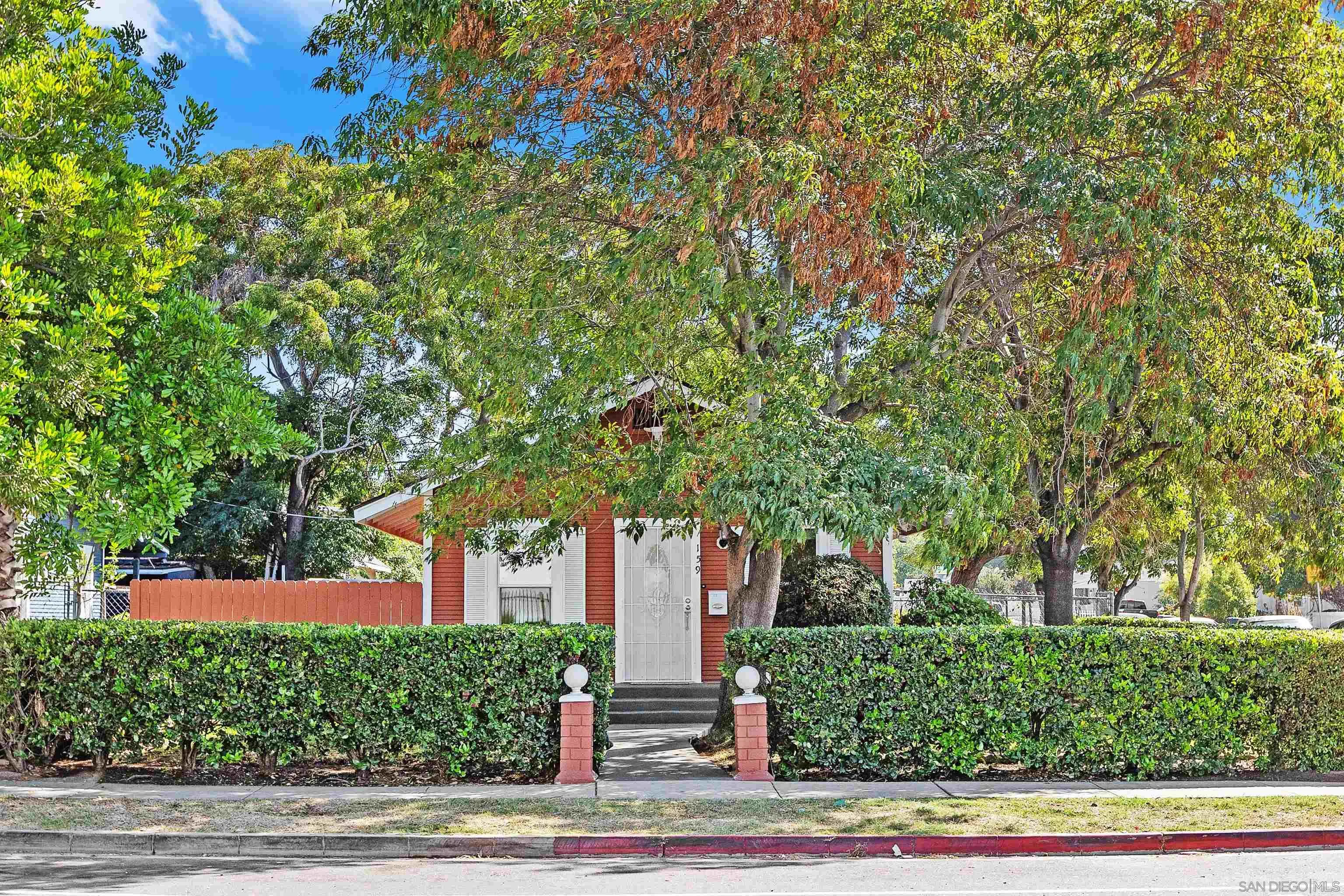 https://cdn.realtyfeed.com/cdn/127/250041990/f6dc06951d8930da498464b98c1d1ceb.webp