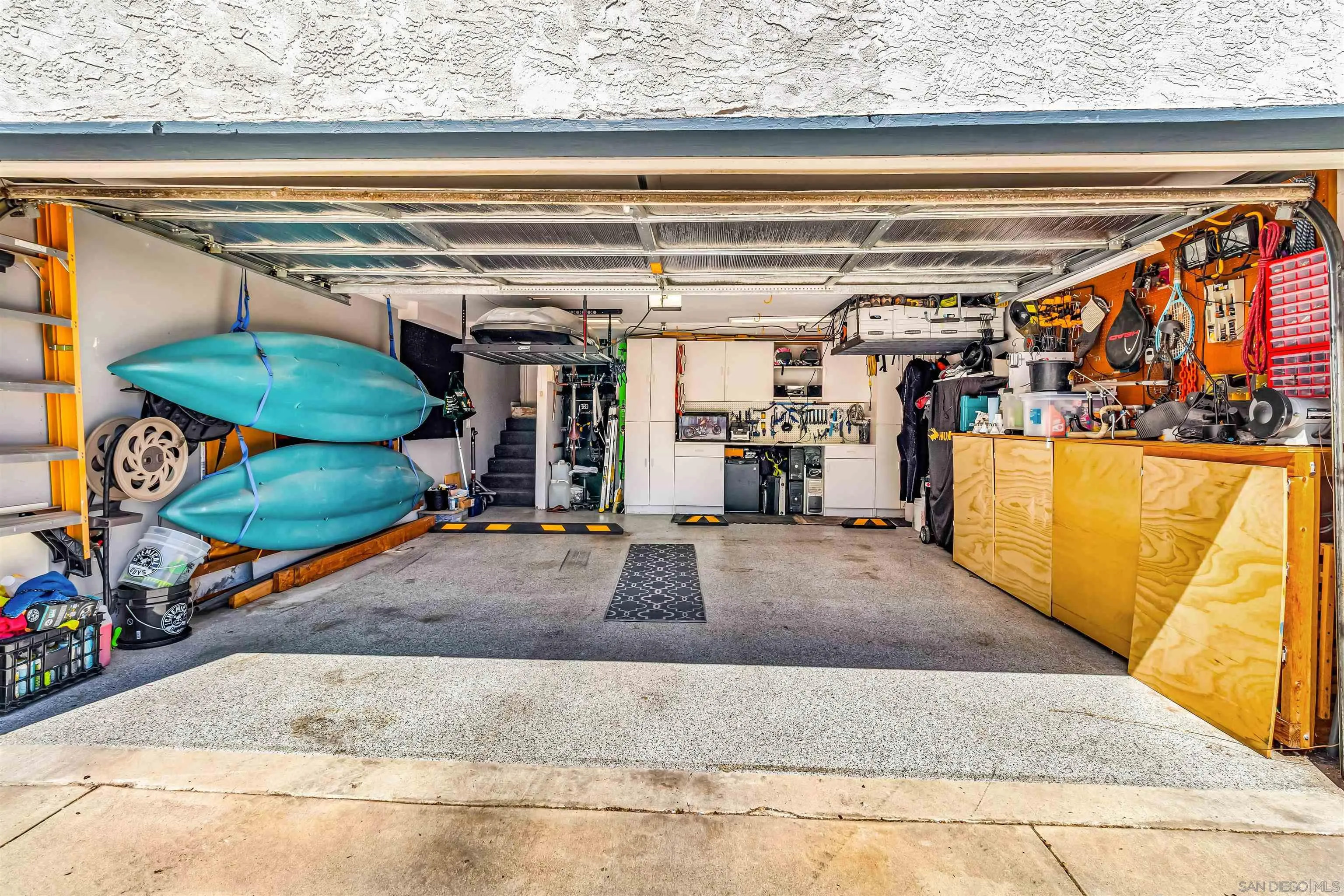 https://cdn.realtyfeed.com/cdn/127/250041991/7015ff45da8578fea1fd36c77bb7487d.webp