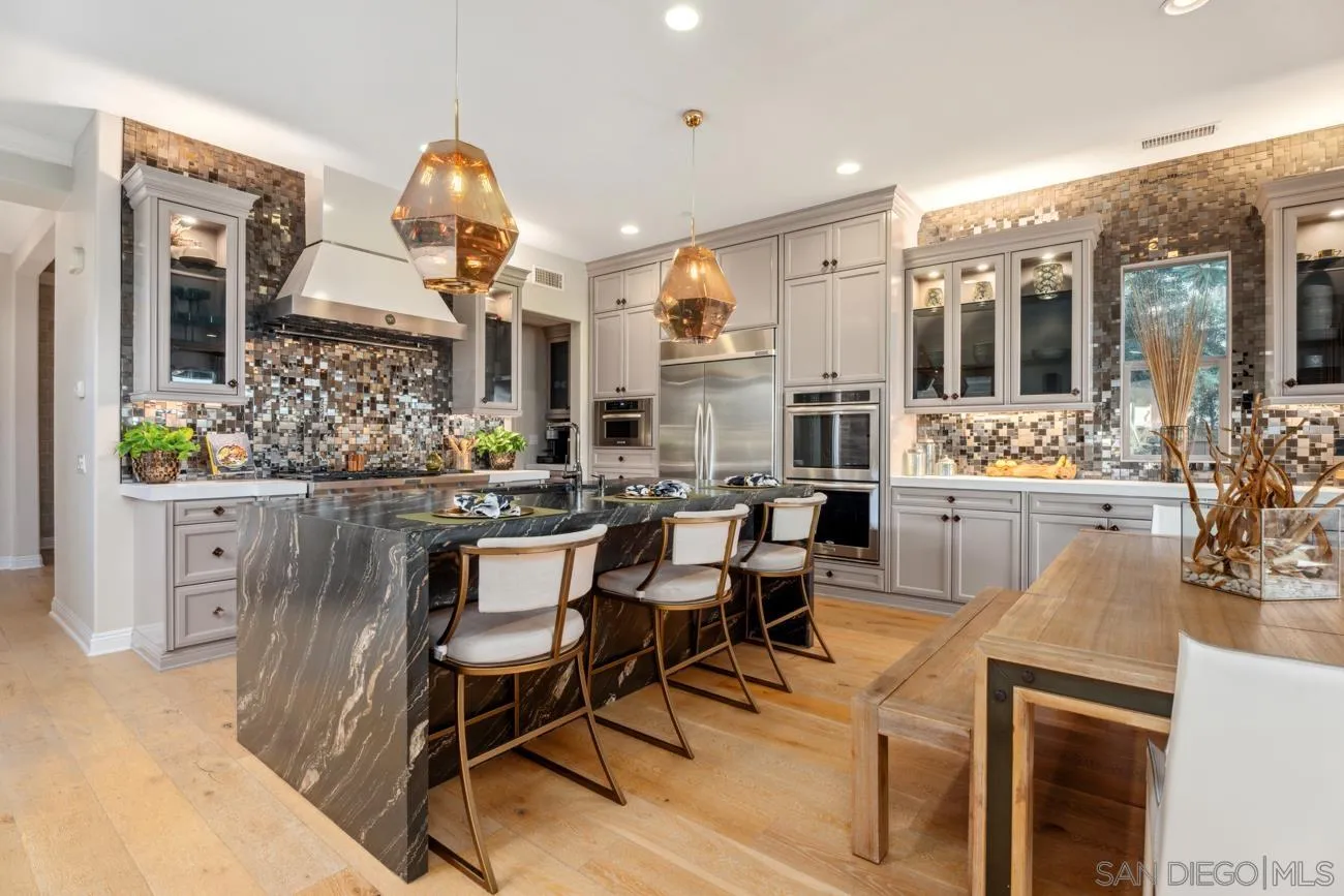 https://cdn.realtyfeed.com/cdn/127/250041996/0a9ea0d8b4e8653608edc9bc6d682d5d.webp