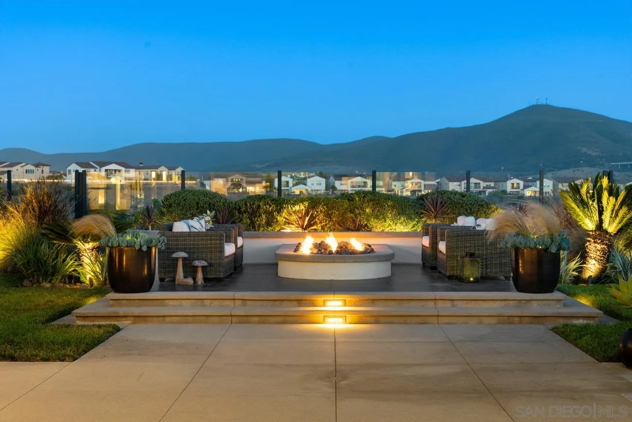 https://cdn.realtyfeed.com/cdn/127/250041996/7141331d4dd6175d9d5c5a8d04539b11.webp