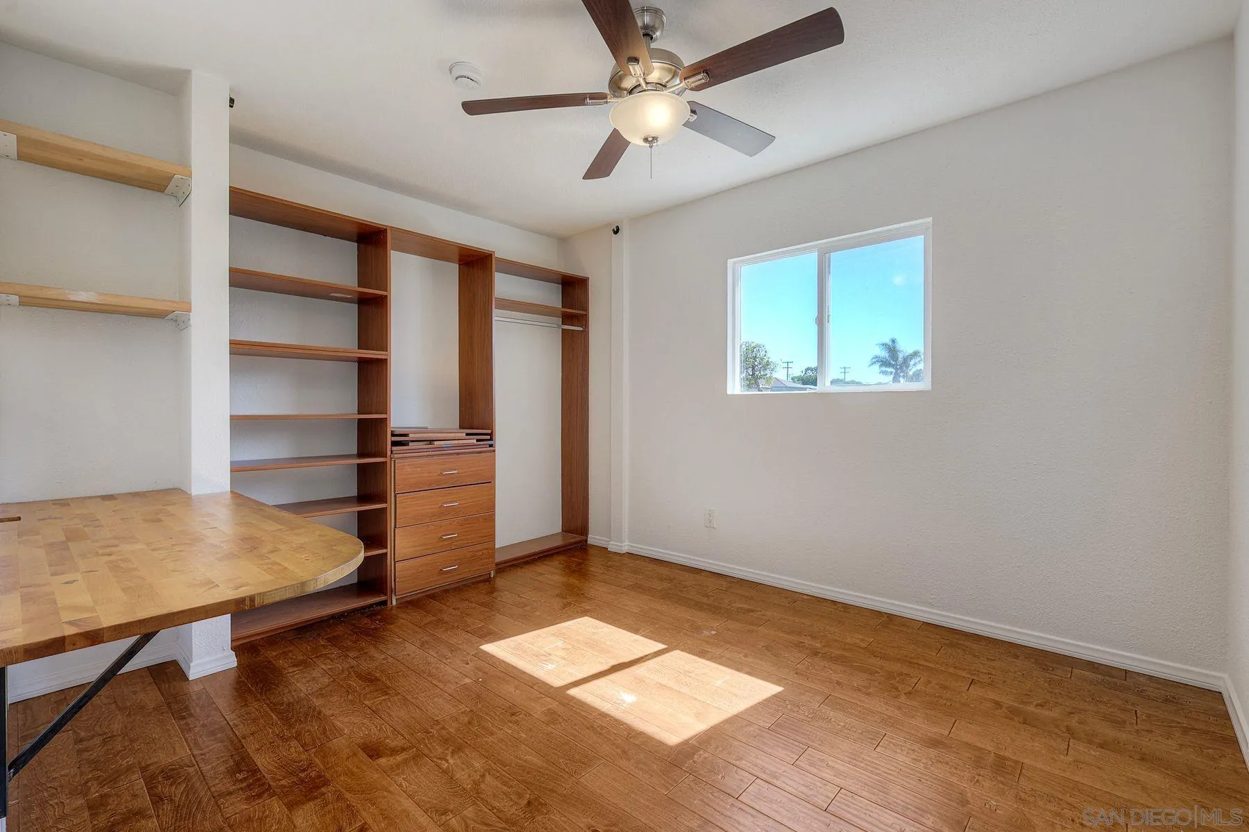 https://cdn.realtyfeed.com/cdn/127/250042005/089c82dbc47239edb9bbee7520d14e03.webp