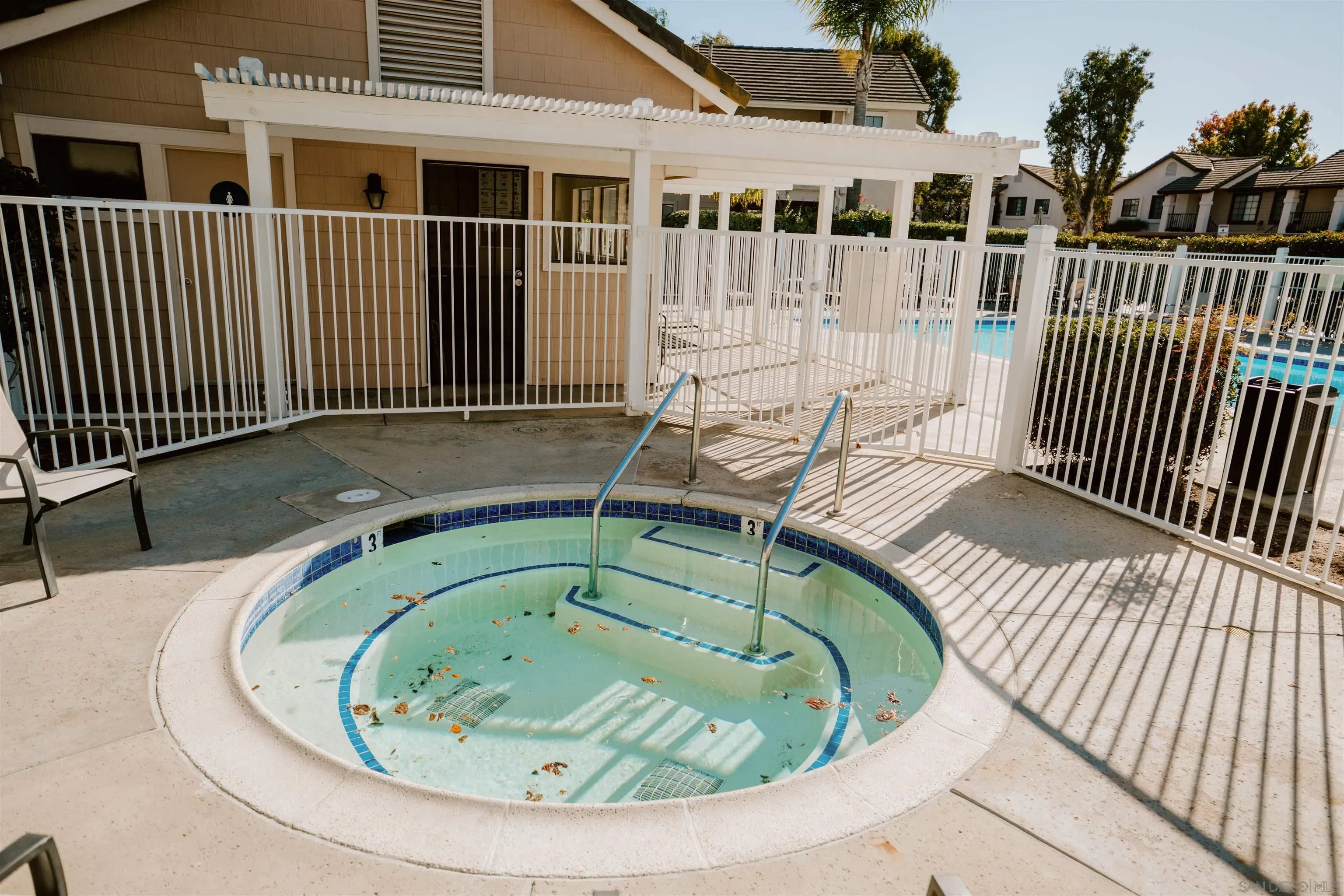https://cdn.realtyfeed.com/cdn/127/250042010/c88bbf70c5e818b0bb8b865ad1e79eda.webp