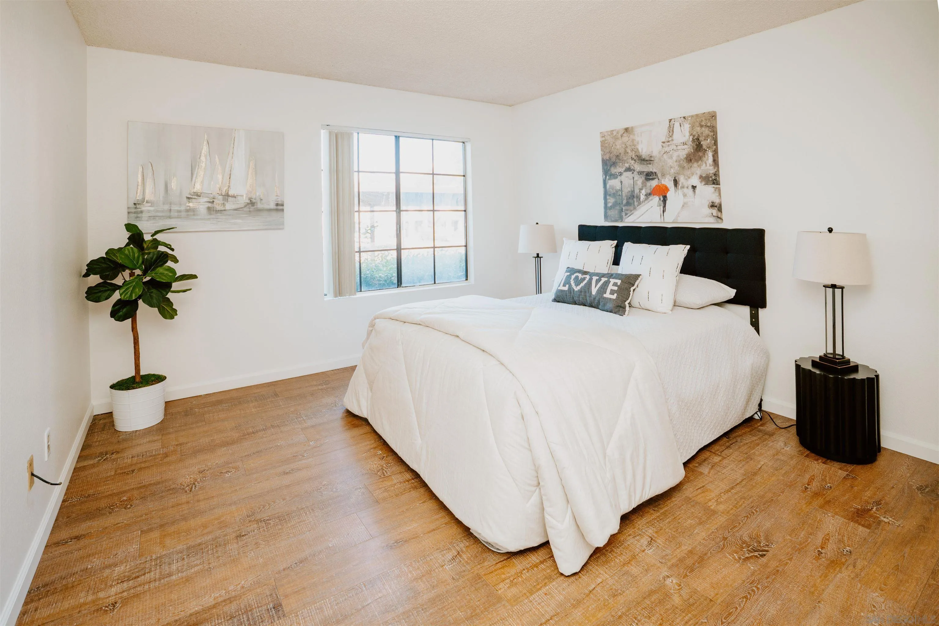 https://cdn.realtyfeed.com/cdn/127/250042010/d6e9a3a32f538d9e7afe871f06336c08.webp
