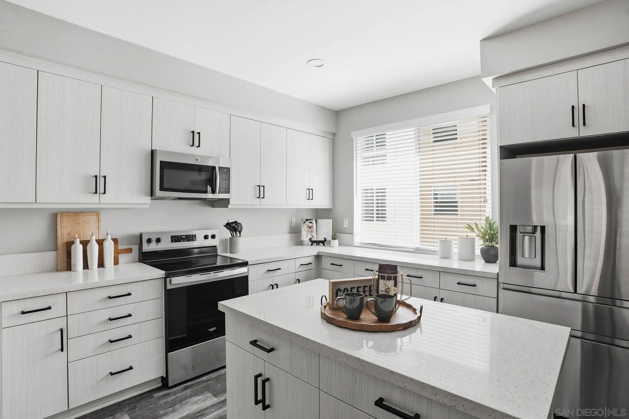 Photo #10: 250042011 Listing: Photo #10