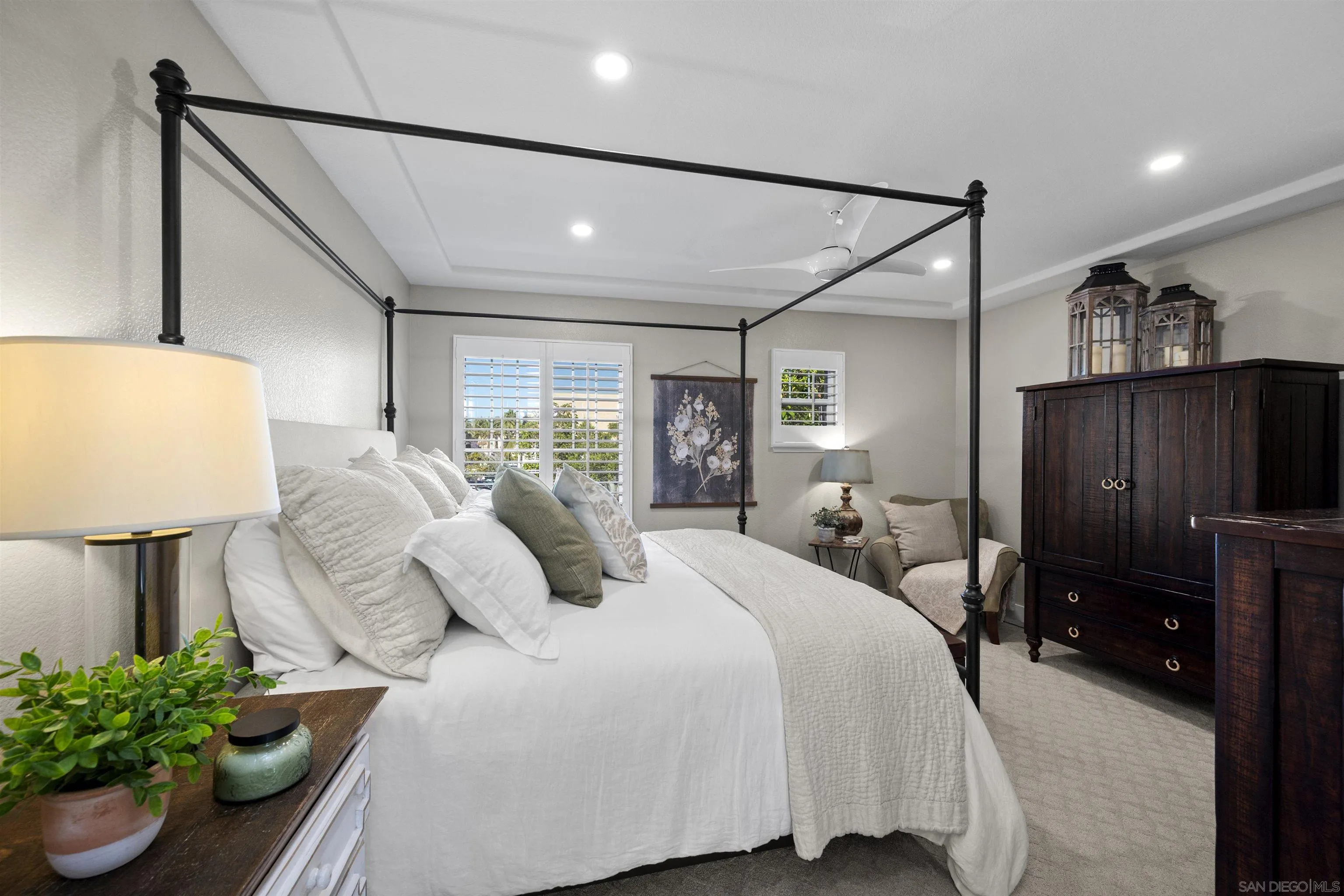 https://cdn.realtyfeed.com/cdn/127/250042014/4fb63f0d823f59b6c961ed329b4c1466.webp