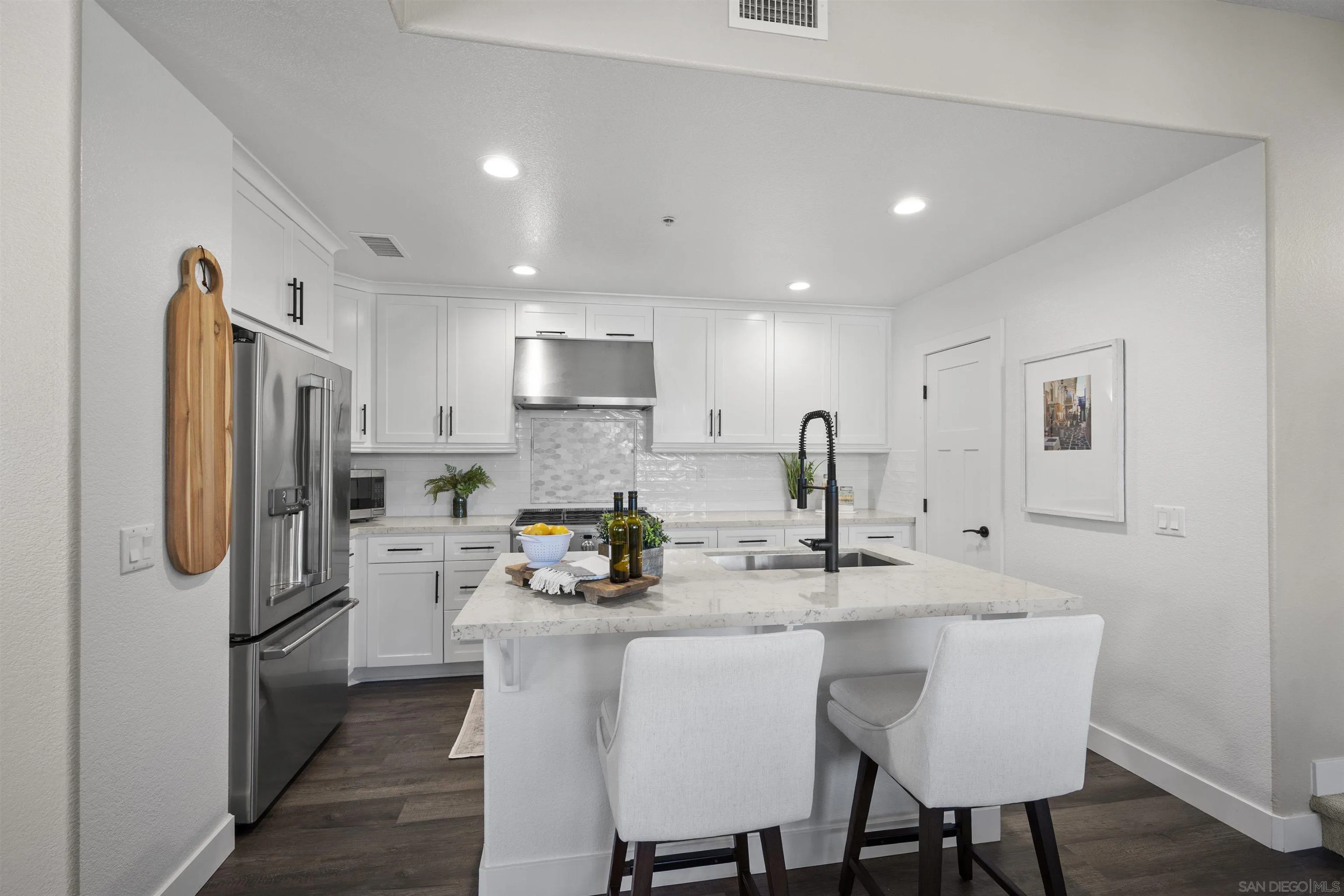 https://cdn.realtyfeed.com/cdn/127/250042014/7c61e7b8b0f6acd49d1fefadfa33843b.webp