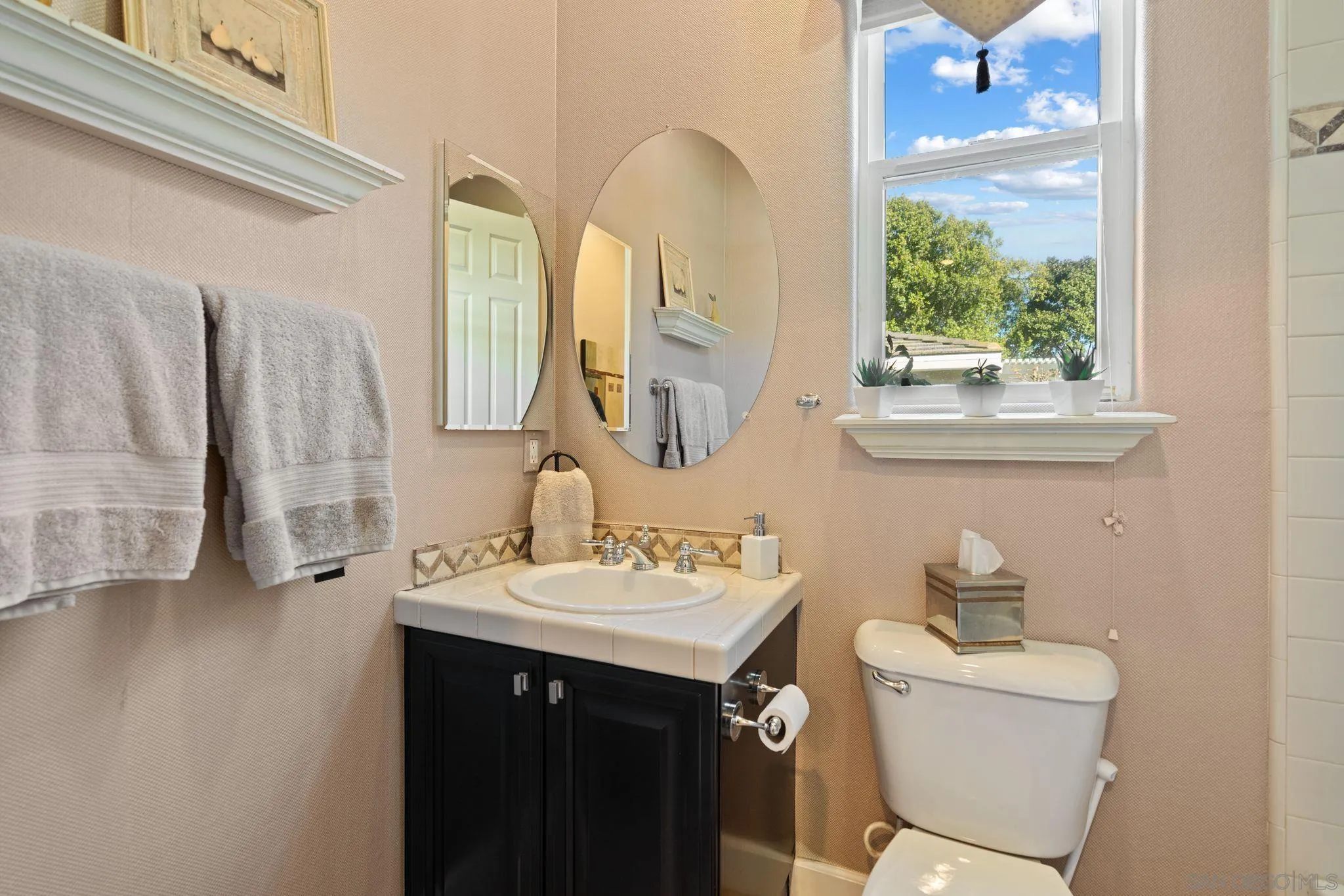https://cdn.realtyfeed.com/cdn/127/250042016/47806f1942b73e5b7fa8cc39e3ddff60.webp