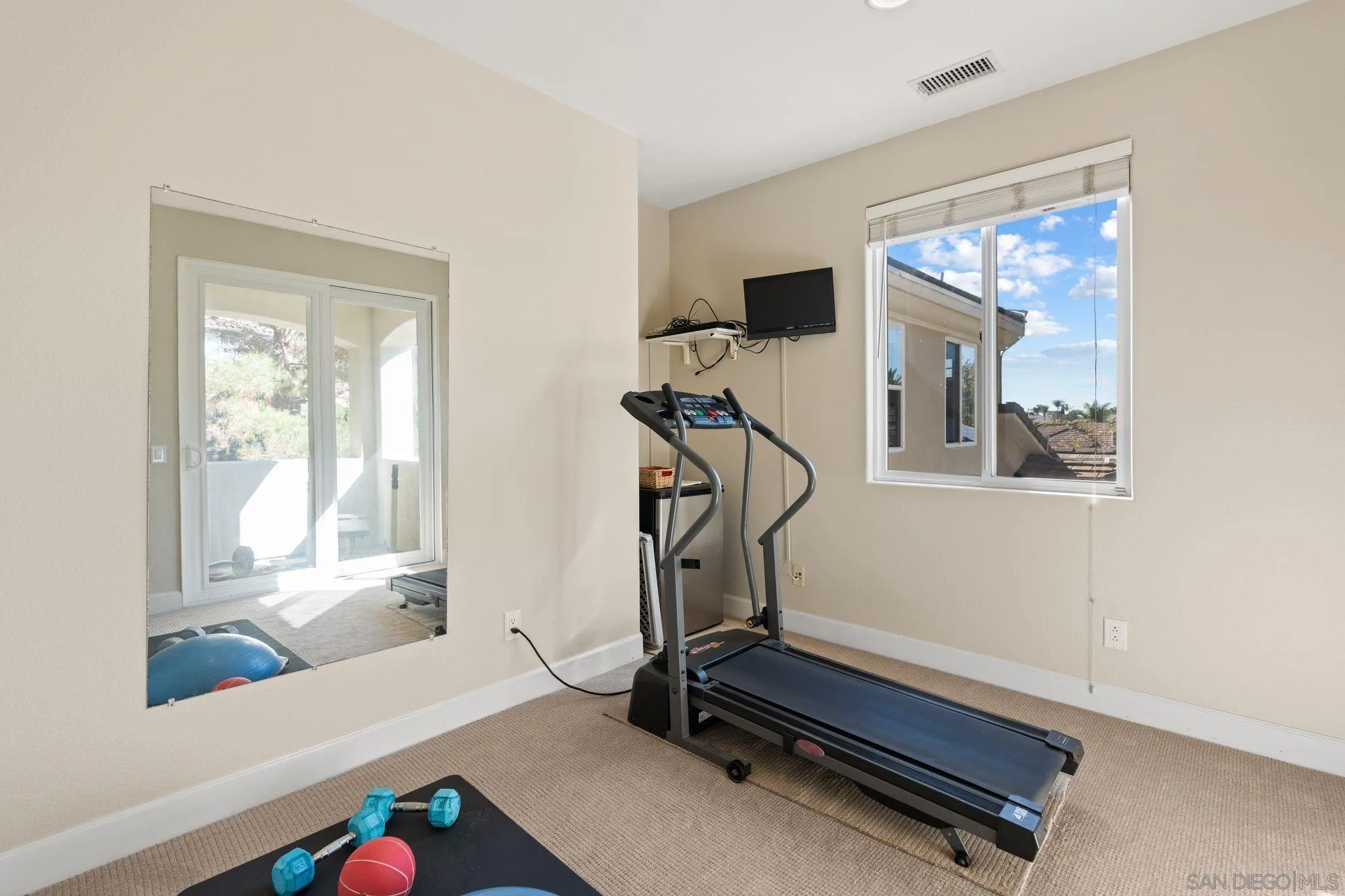 https://cdn.realtyfeed.com/cdn/127/250042016/a9e057ae927e31c2cd8630aa9d3312b0.webp