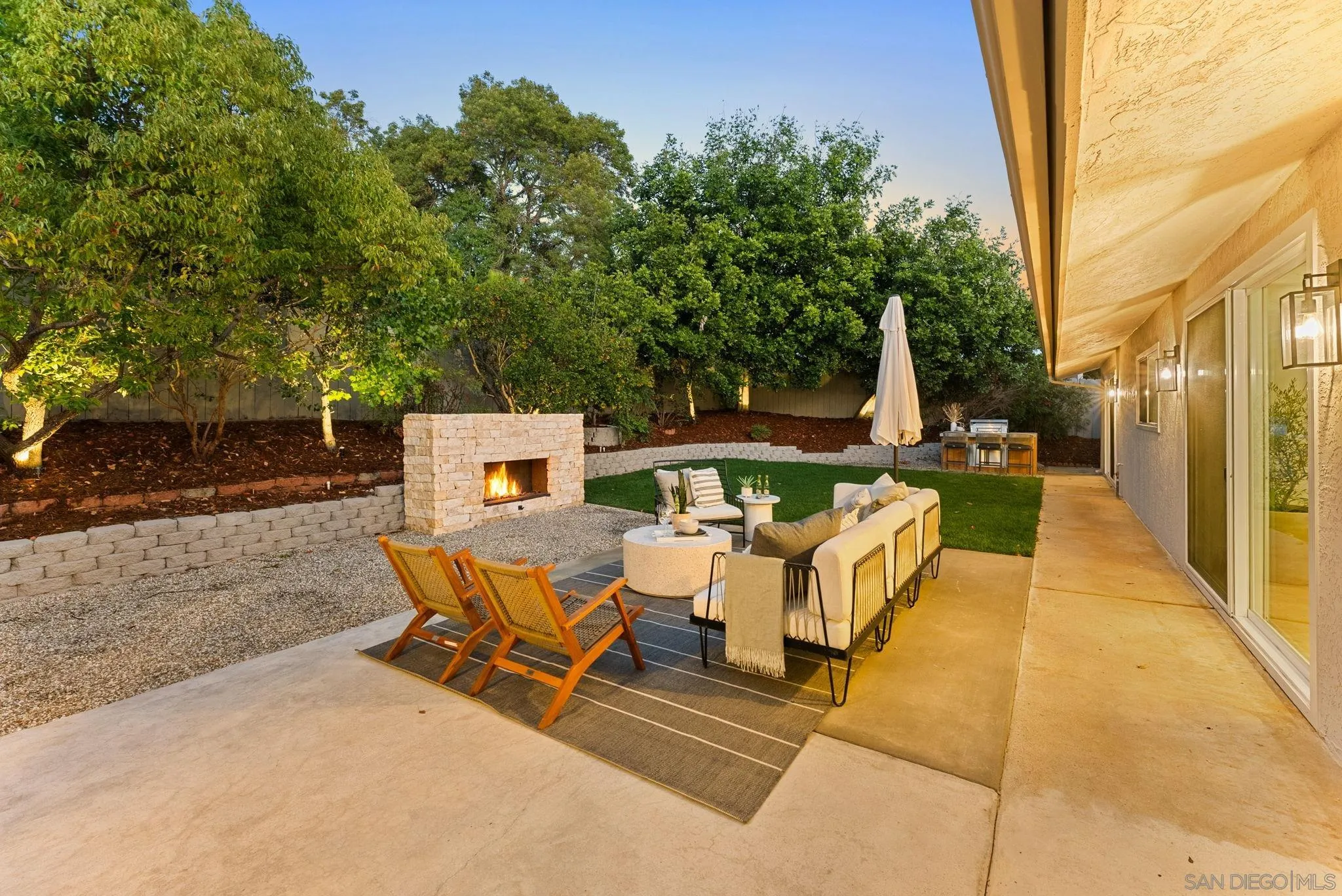 https://cdn.realtyfeed.com/cdn/127/250042019/531ca1ebcb722ee4e0a4a1bb3f04eef7.webp