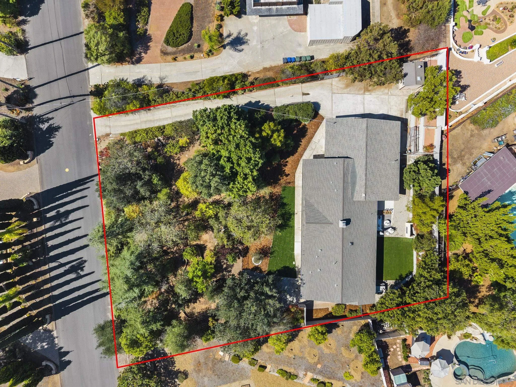https://cdn.realtyfeed.com/cdn/127/250042019/591aa72bd1554fe10f6ea0e2a1ee7a44.webp