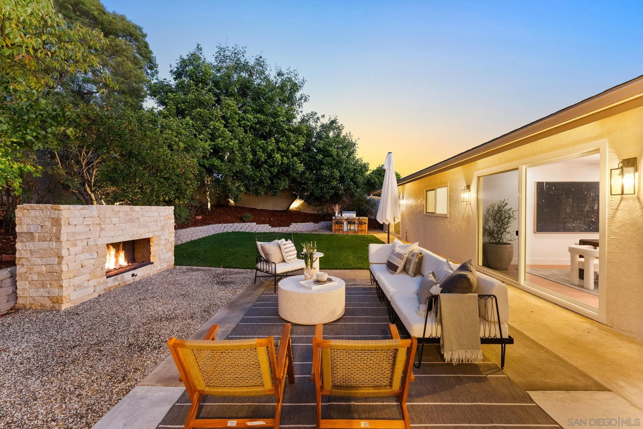 https://cdn.realtyfeed.com/cdn/127/250042019/6db38a80d360ec9fe240cccd6ab20e89.webp