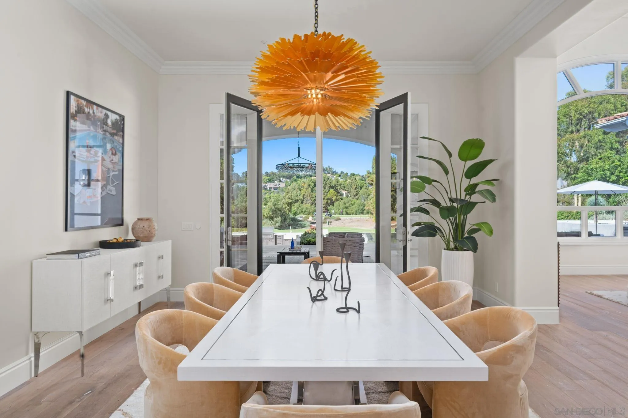 https://cdn.realtyfeed.com/cdn/127/250042023/7b236391d52e7c3f5782b16d2940dff5.webp