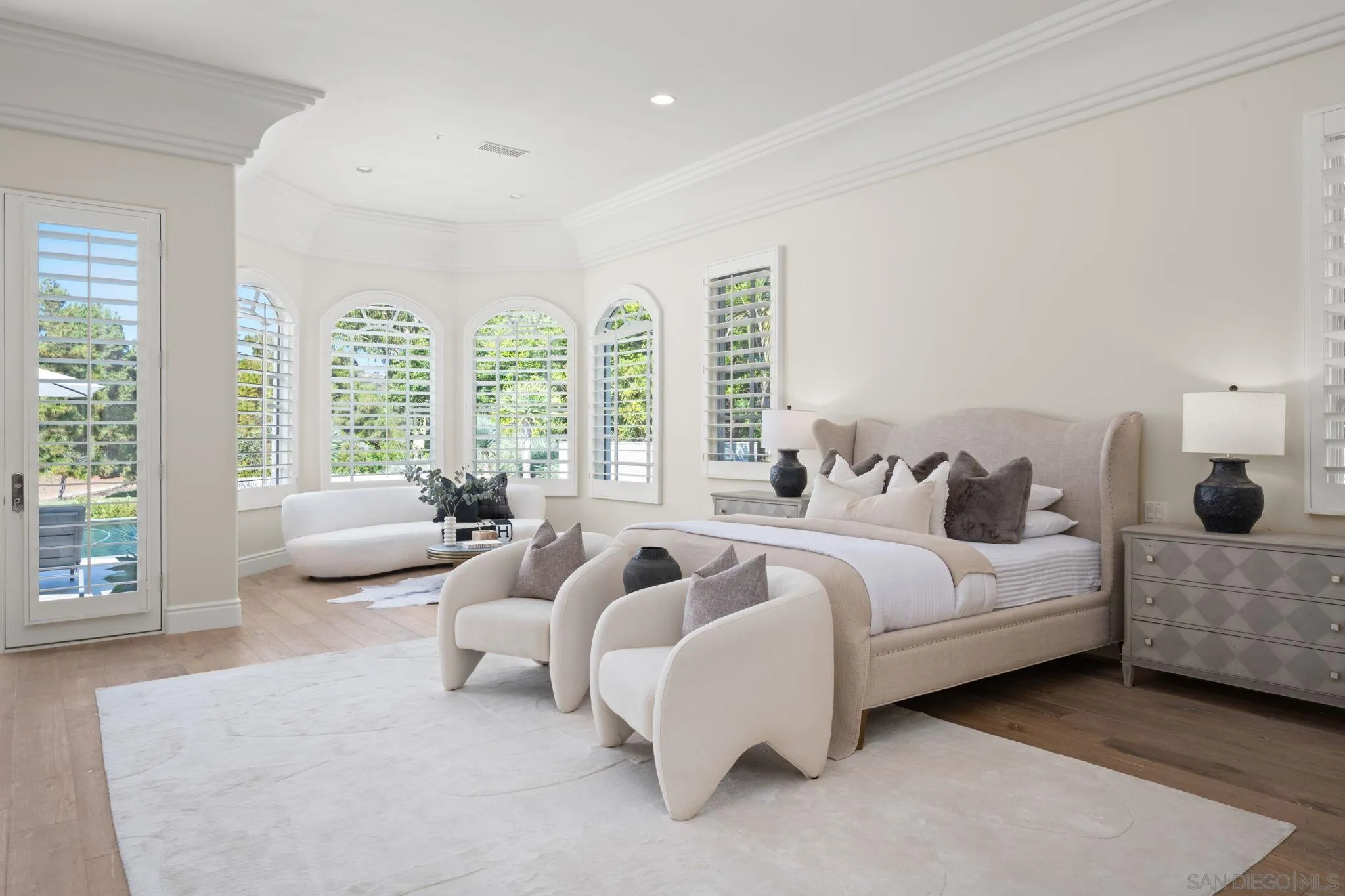 https://cdn.realtyfeed.com/cdn/127/250042023/c093f567ddf270a25e325a26221fe265.webp
