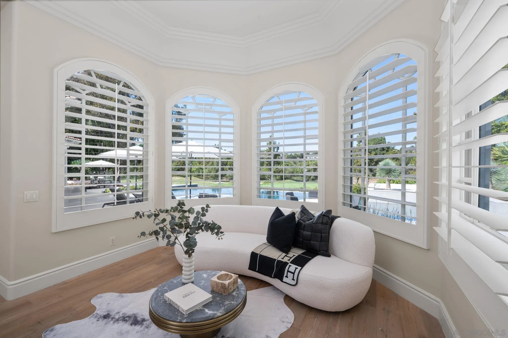 https://cdn.realtyfeed.com/cdn/127/250042023/dd906e97a3298f0e0ec84bcadd53f282.webp