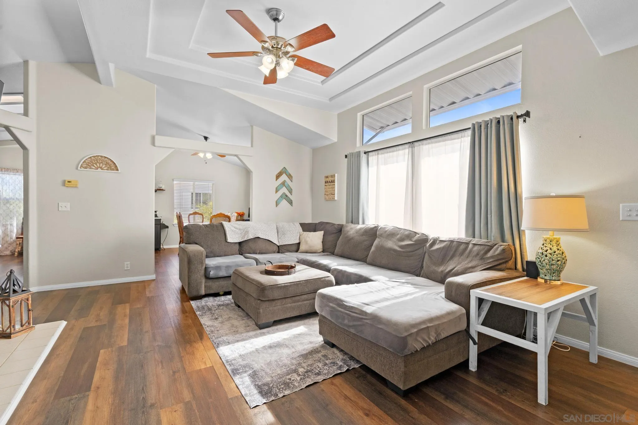 https://cdn.realtyfeed.com/cdn/127/250042031/a6f3c1731118f06844167e0289935704.webp