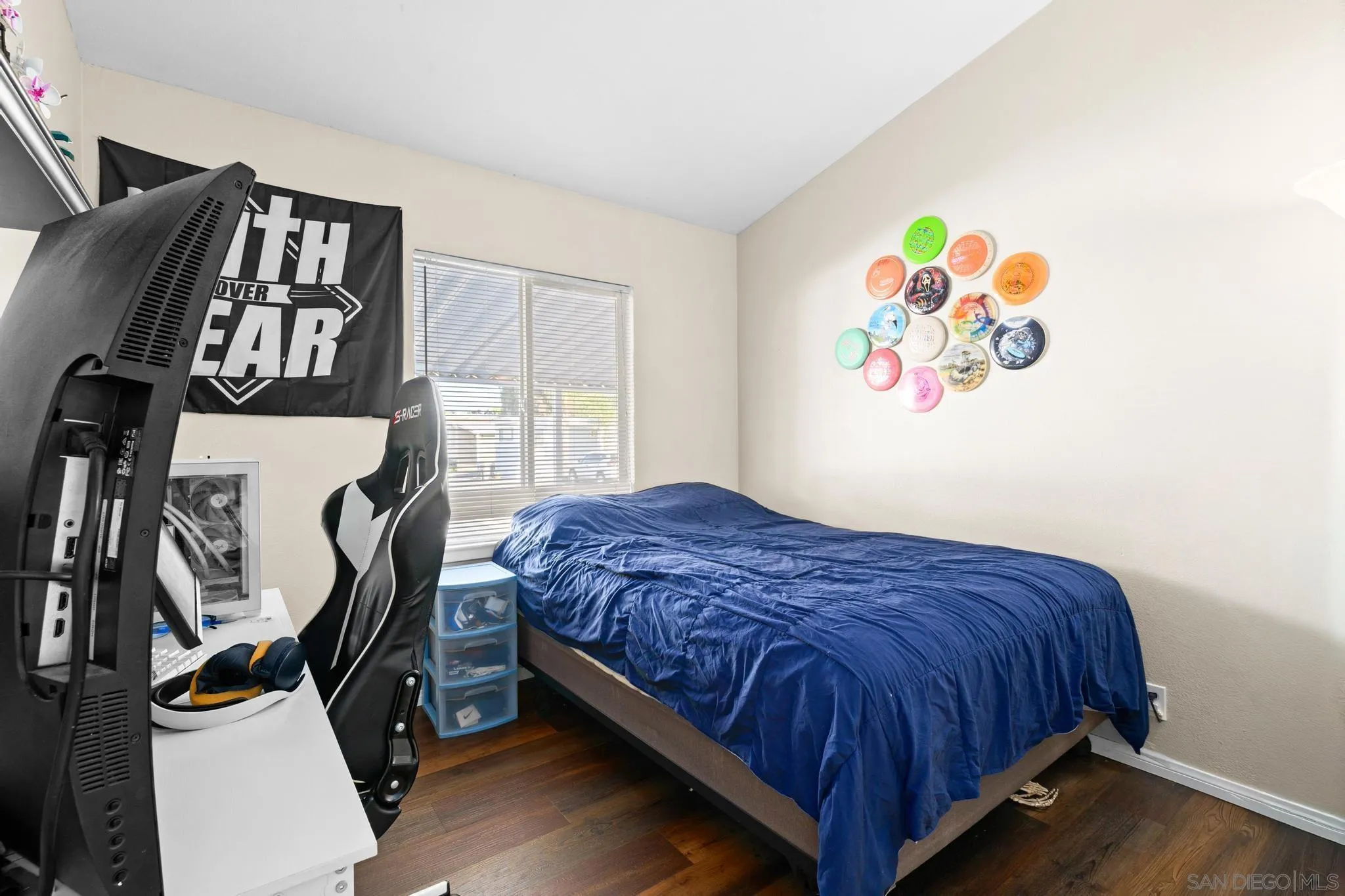 https://cdn.realtyfeed.com/cdn/127/250042031/e01d9c549944fe67af46a0ed4909000a.webp