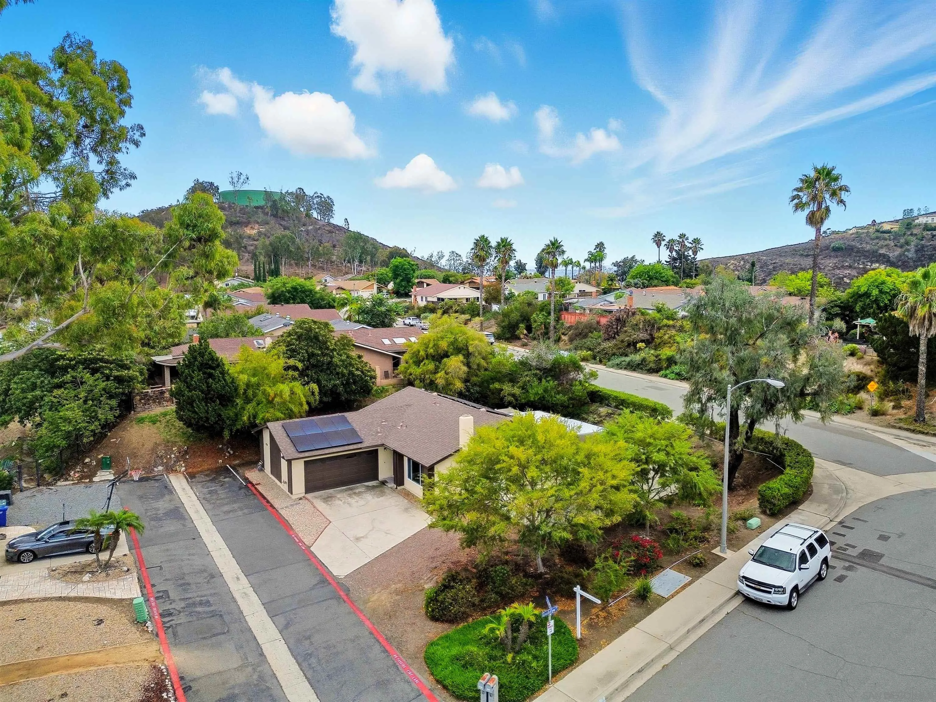 https://cdn.realtyfeed.com/cdn/127/250042032/6fae29e859b0783df8e6f06576018069.webp