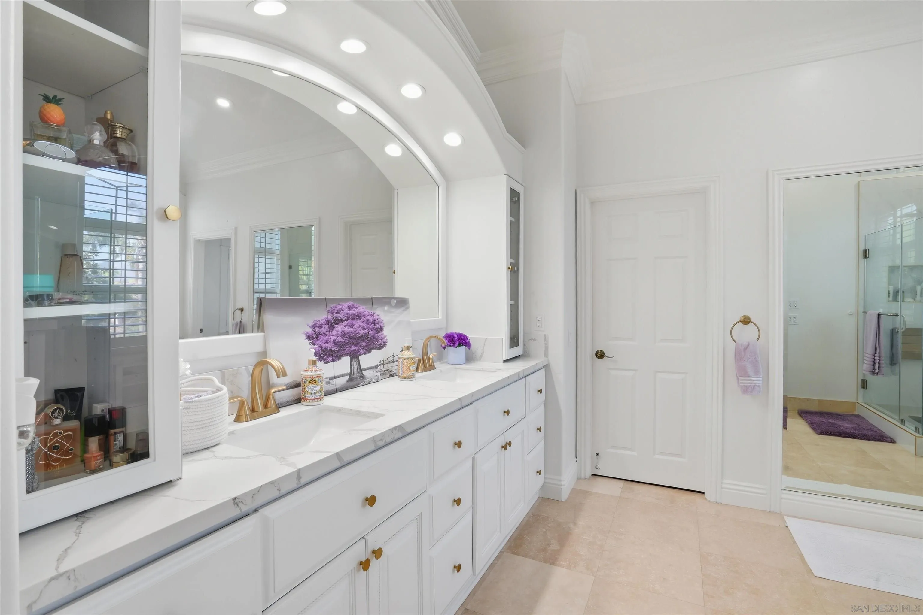 https://cdn.realtyfeed.com/cdn/127/250042033/02b7c370e183ec2f2f356d3b8c6dcb32.webp