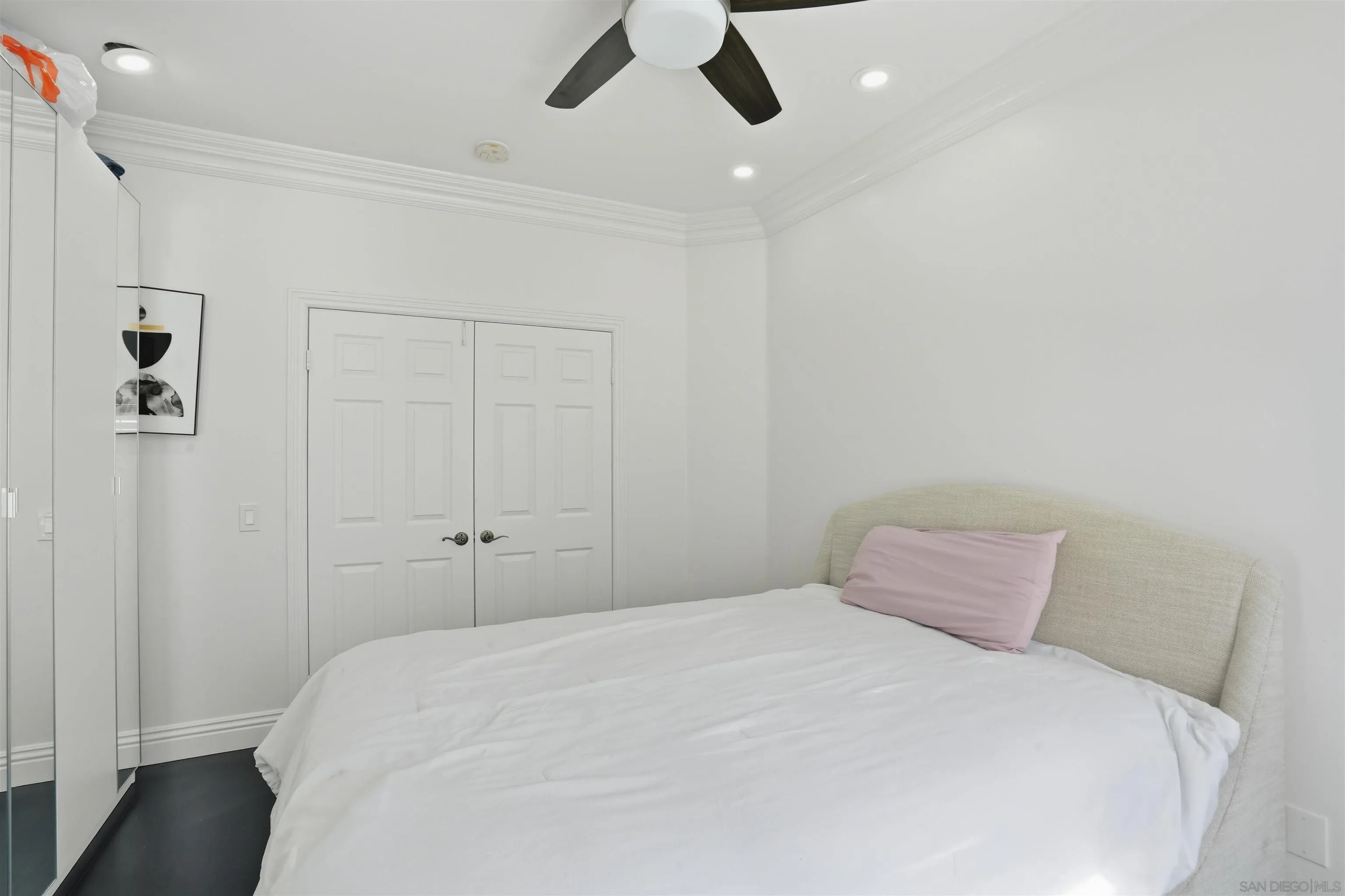 https://cdn.realtyfeed.com/cdn/127/250042033/6af84c06d7be3f5810a90aaa529aa2ec.webp