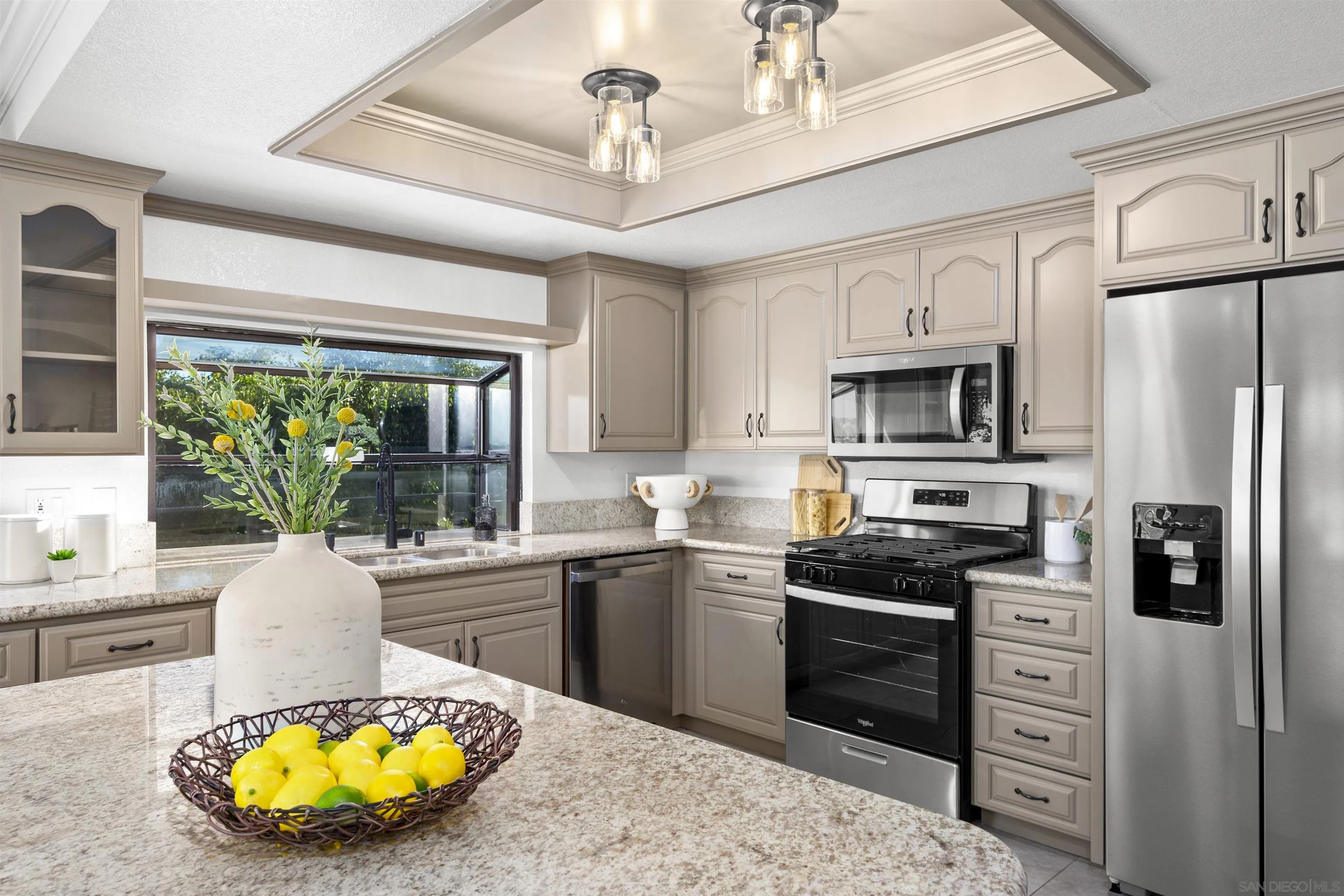 https://cdn.realtyfeed.com/cdn/127/250042048/2e8d8660f4d0f170a7a87fca120de28e.webp