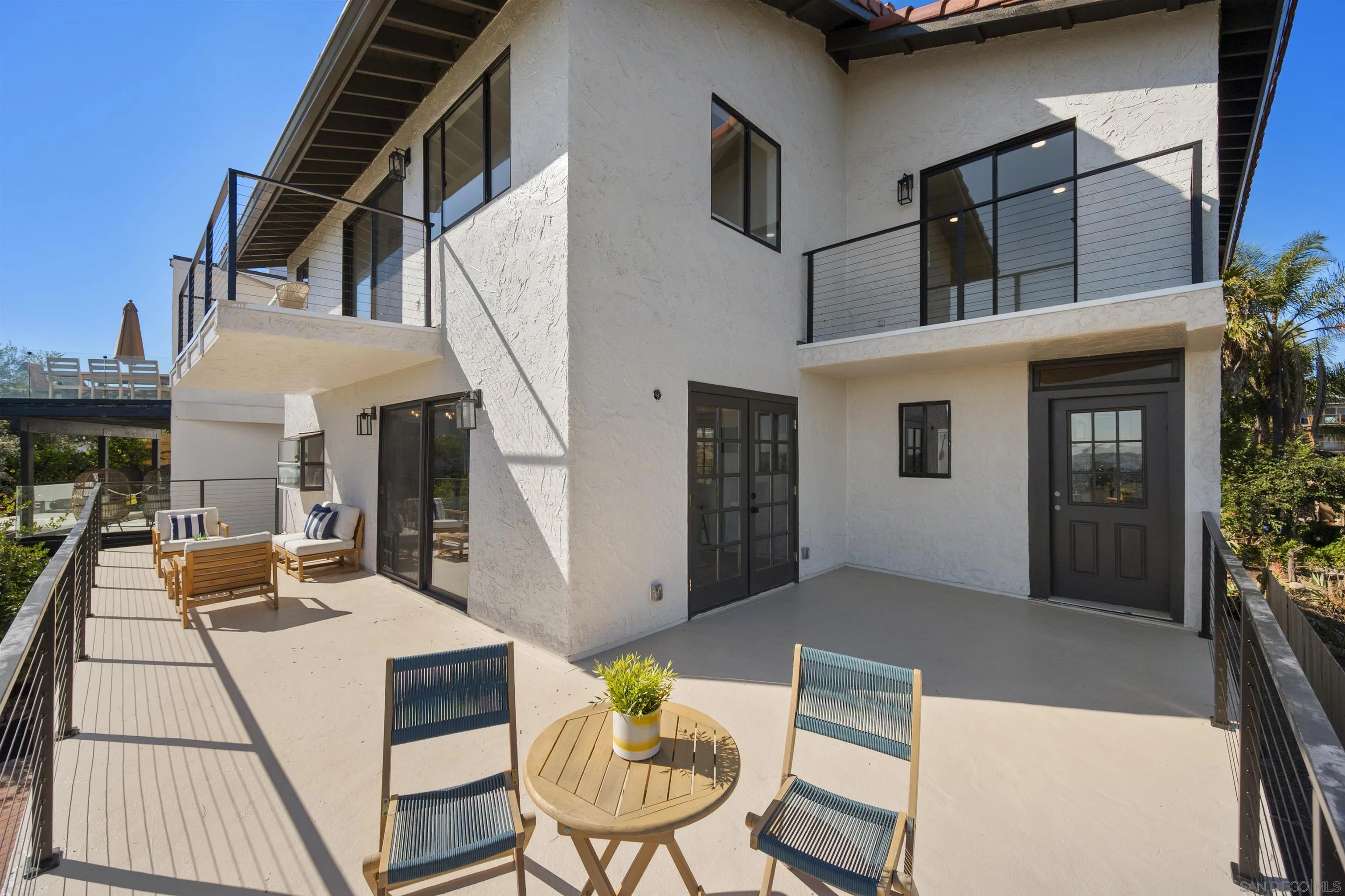 https://cdn.realtyfeed.com/cdn/127/250042048/33cba0036cfd8d33e66645baedbaaa8e.webp