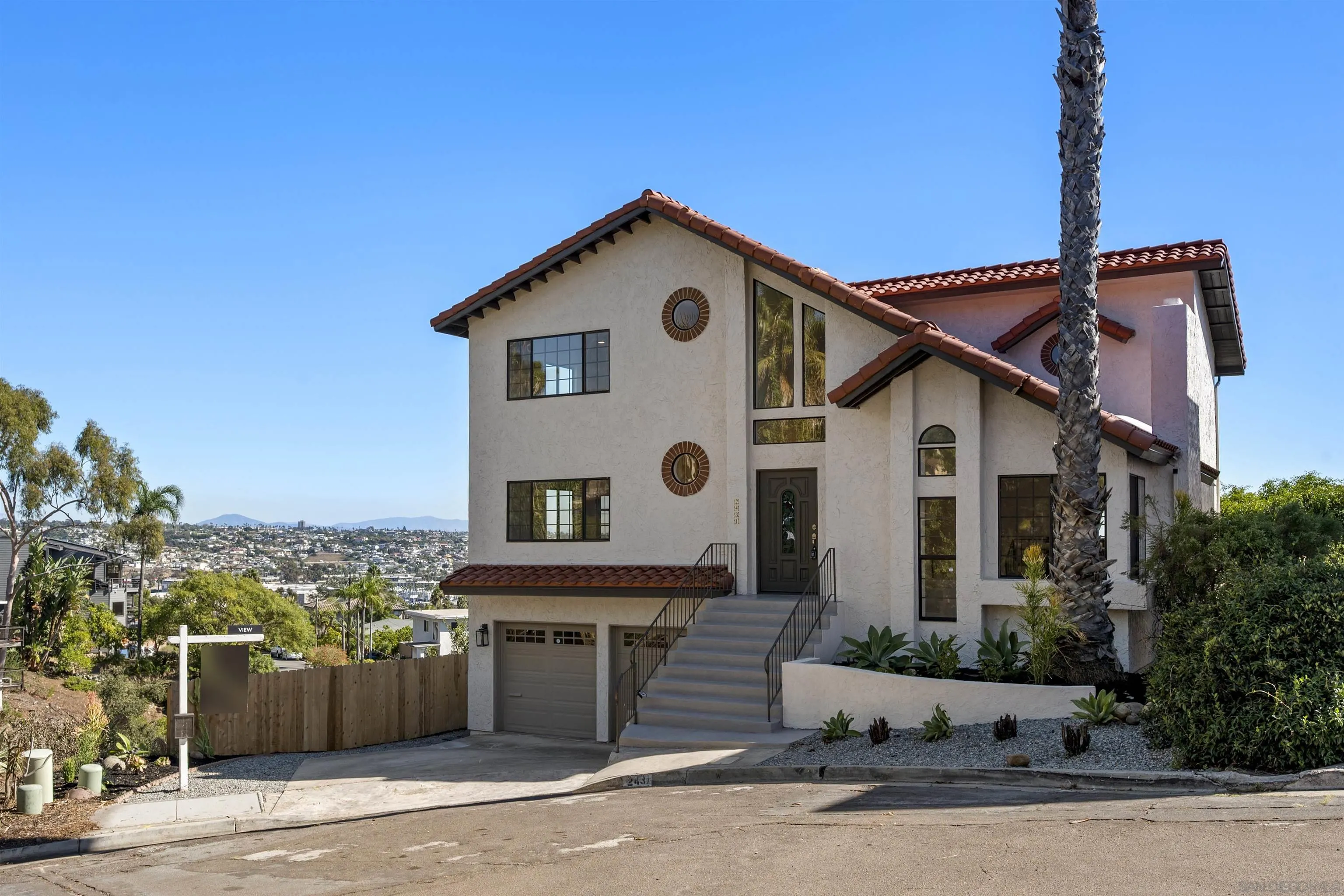 https://cdn.realtyfeed.com/cdn/127/250042048/7766fa208ee7a8026ee80f7c4b4d28e6.webp