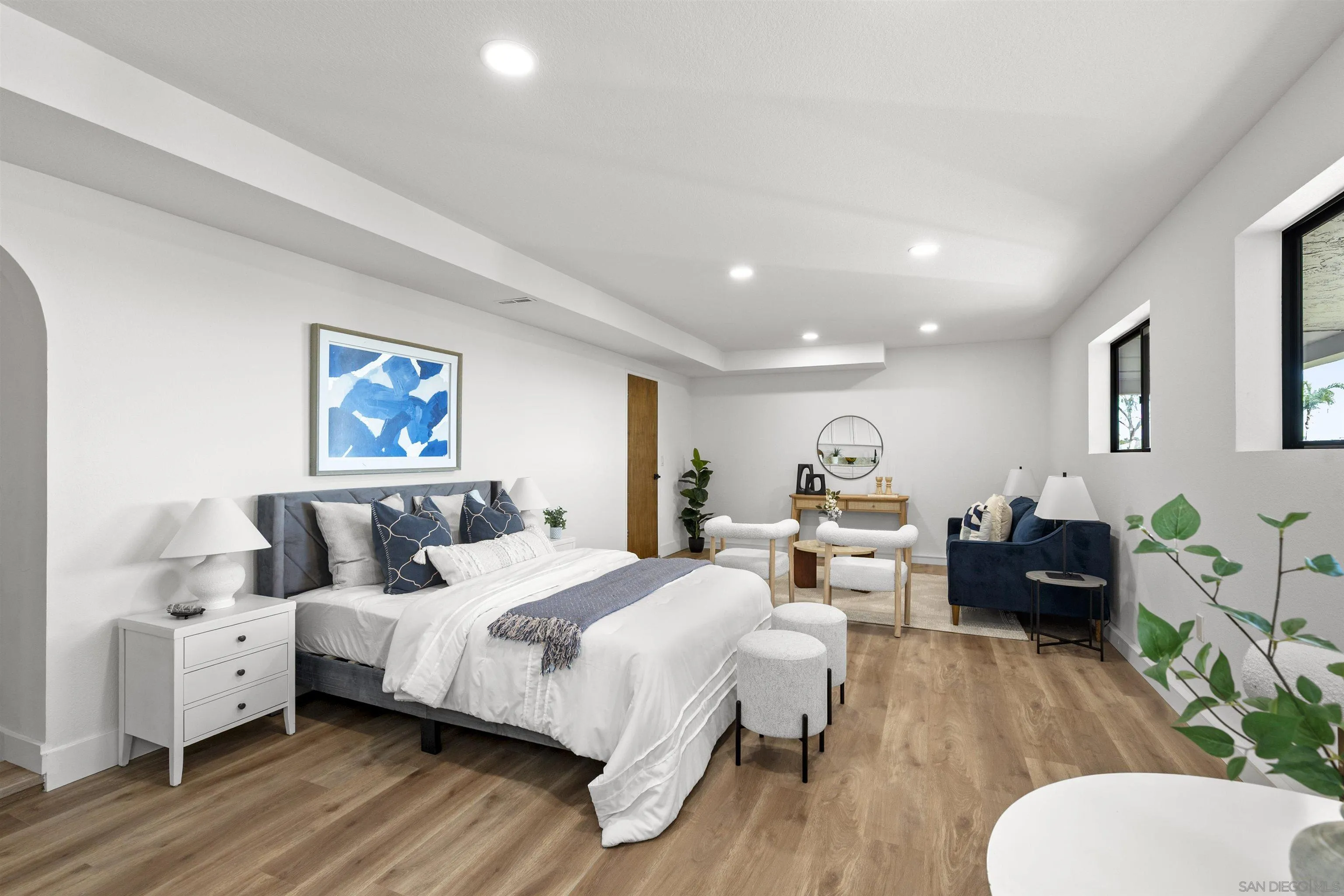 https://cdn.realtyfeed.com/cdn/127/250042048/965c6d7f2b3ef14d8fd64dafd3ab9e2a.webp