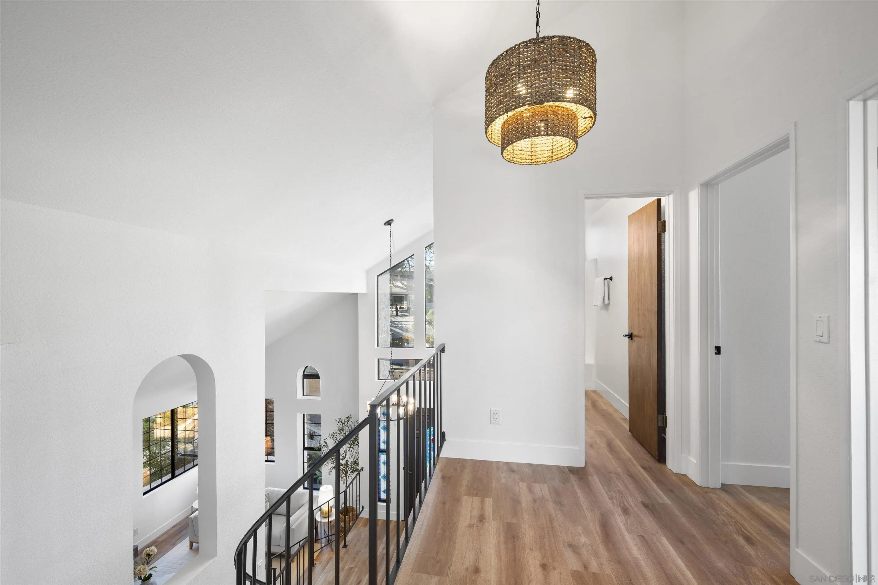 https://cdn.realtyfeed.com/cdn/127/250042048/d9db600de452615a1df3f6c17c1e4e17.webp