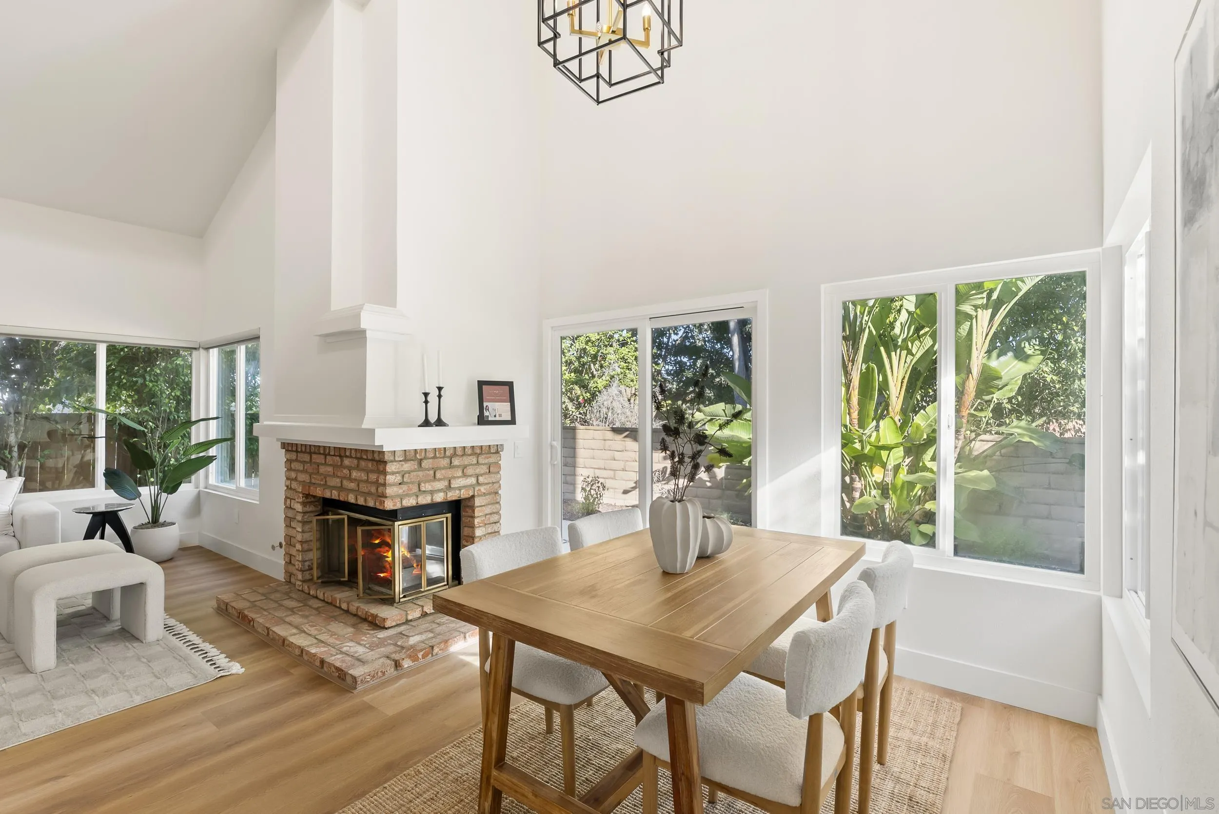 https://cdn.realtyfeed.com/cdn/127/250042052/3e9e249968126ced4d285a7f74dfee5f.webp