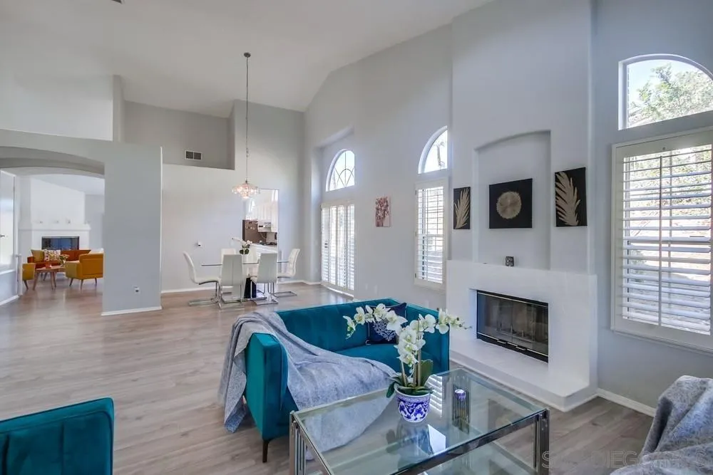 https://cdn.realtyfeed.com/cdn/127/250042053/2f48148913c9f121d7824f76c2b9f88c.webp