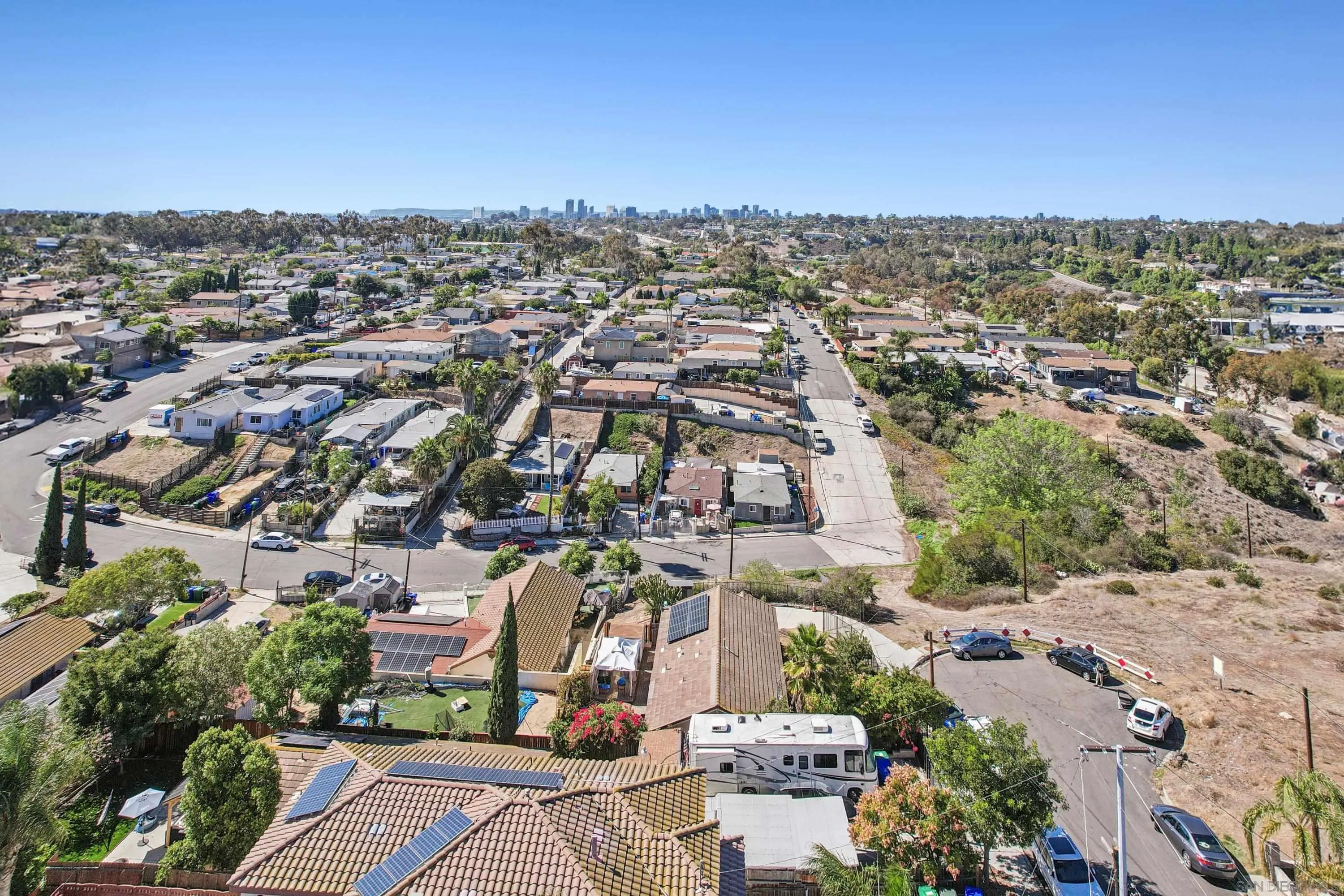 https://cdn.realtyfeed.com/cdn/127/250042059/018a3edba543b32ebb019108e9eeaf0f.webp