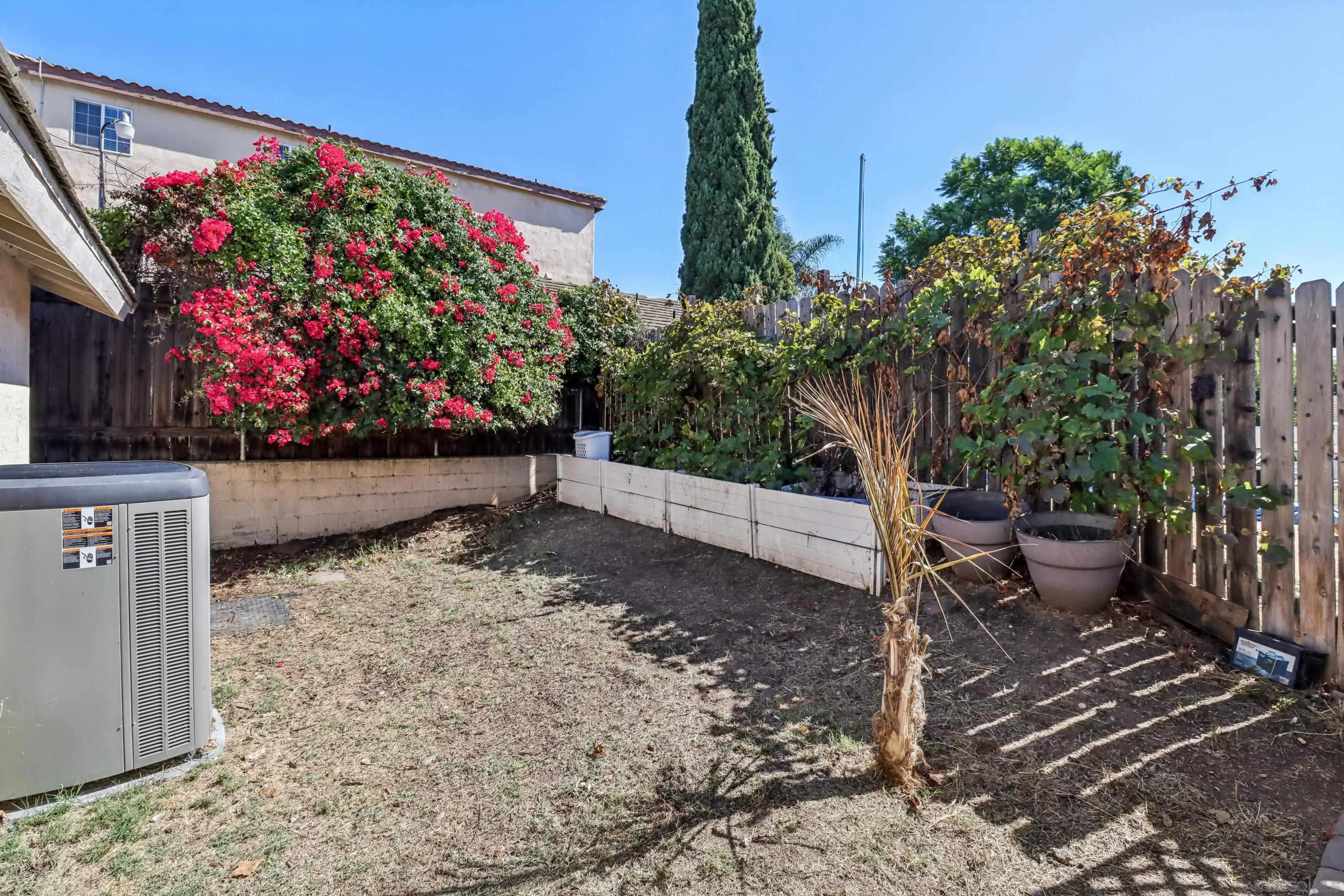 https://cdn.realtyfeed.com/cdn/127/250042059/ce1e06ad7f56fd700974d7ffcaba4b27.webp