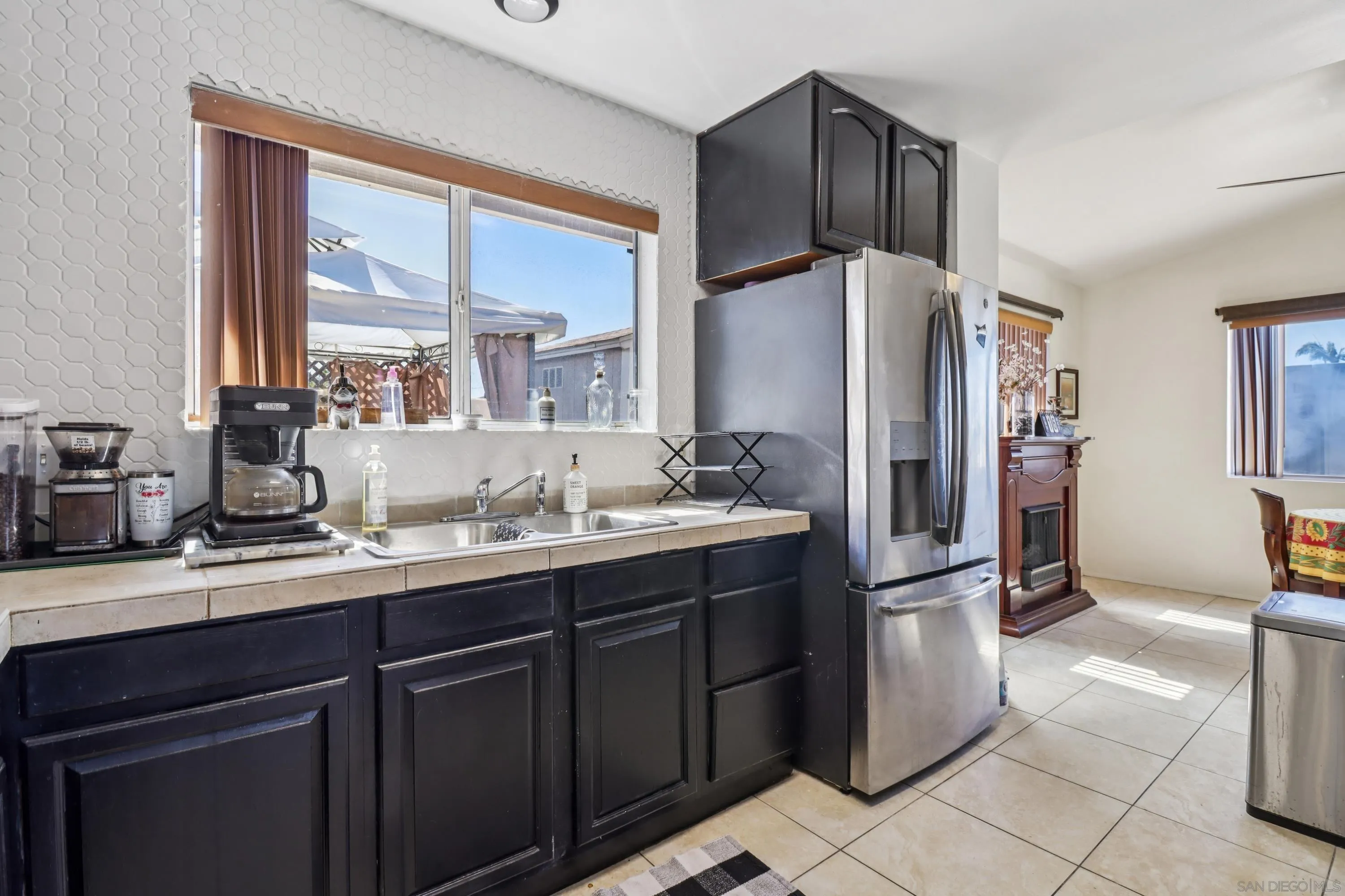 https://cdn.realtyfeed.com/cdn/127/250042059/fbe23fd0d9a78ed1d70fbc302a76f1da.webp