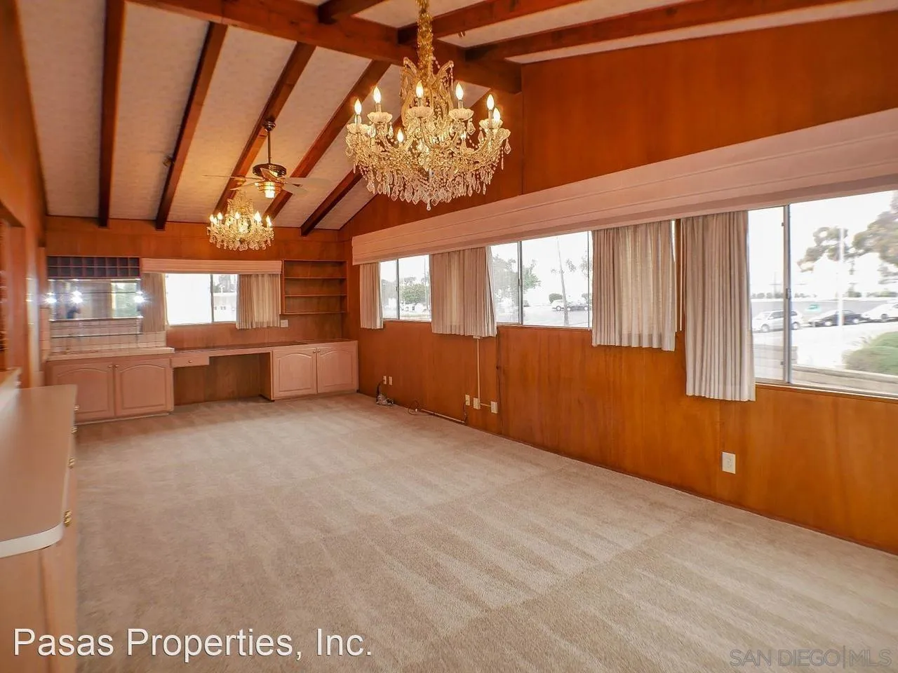 https://cdn.realtyfeed.com/cdn/127/250042061/576be542f260b75b716c61ff1c653713.webp