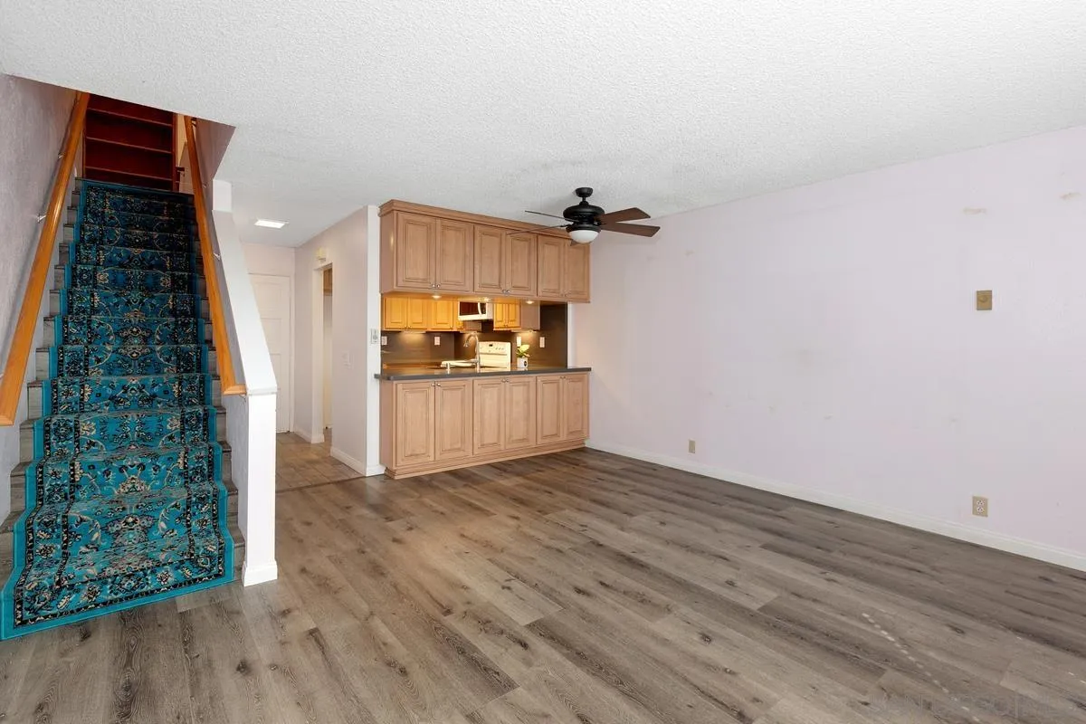 Photo #5: 250042065 Listing 