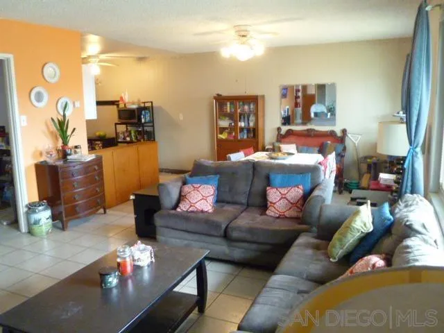 https://cdn.realtyfeed.com/cdn/127/250042070/67639138b62dfded71a5ace9b6f99e6e.webp