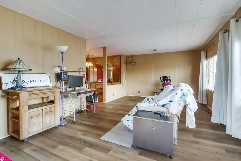 https://cdn.realtyfeed.com/cdn/127/250042076/3051dacc2d4412900f0898c74319d7b1.webp