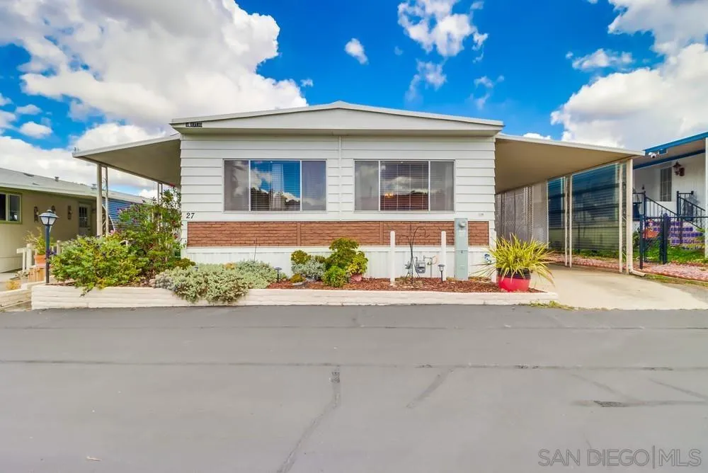 https://cdn.realtyfeed.com/cdn/127/250042076/70e0bfa068e7e8c951f7457545ff1859.webp