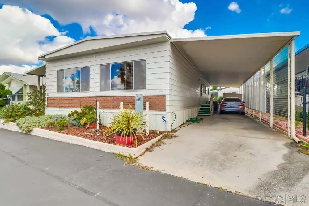 https://cdn.realtyfeed.com/cdn/127/250042076/8523d725c5fbb8dfdcf8288216542e96.webp