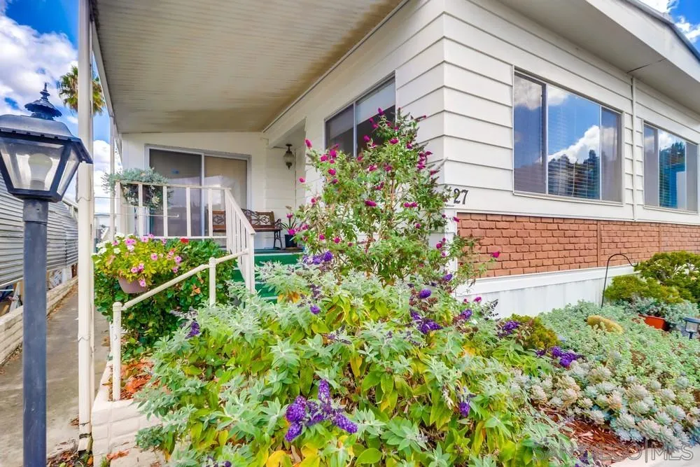 https://cdn.realtyfeed.com/cdn/127/250042076/9ae5e0916192efef434e10b1e1a5b74c.webp