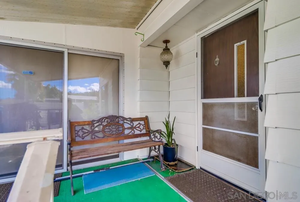 https://cdn.realtyfeed.com/cdn/127/250042076/d73daf7eb9d864540a812b0a765be4e4.webp