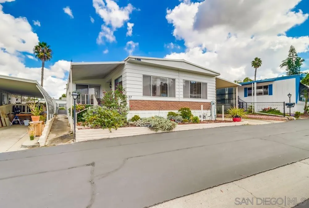 https://cdn.realtyfeed.com/cdn/127/250042076/f62c634f0d5e9902ebcf96f1c872389d.webp