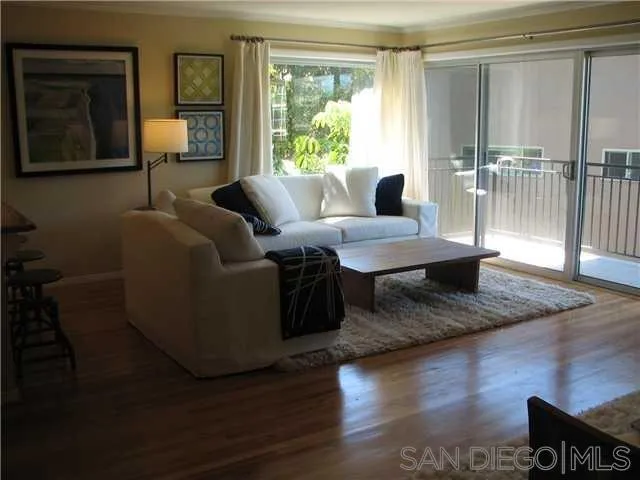 Photo #5: 250042077 Listing 