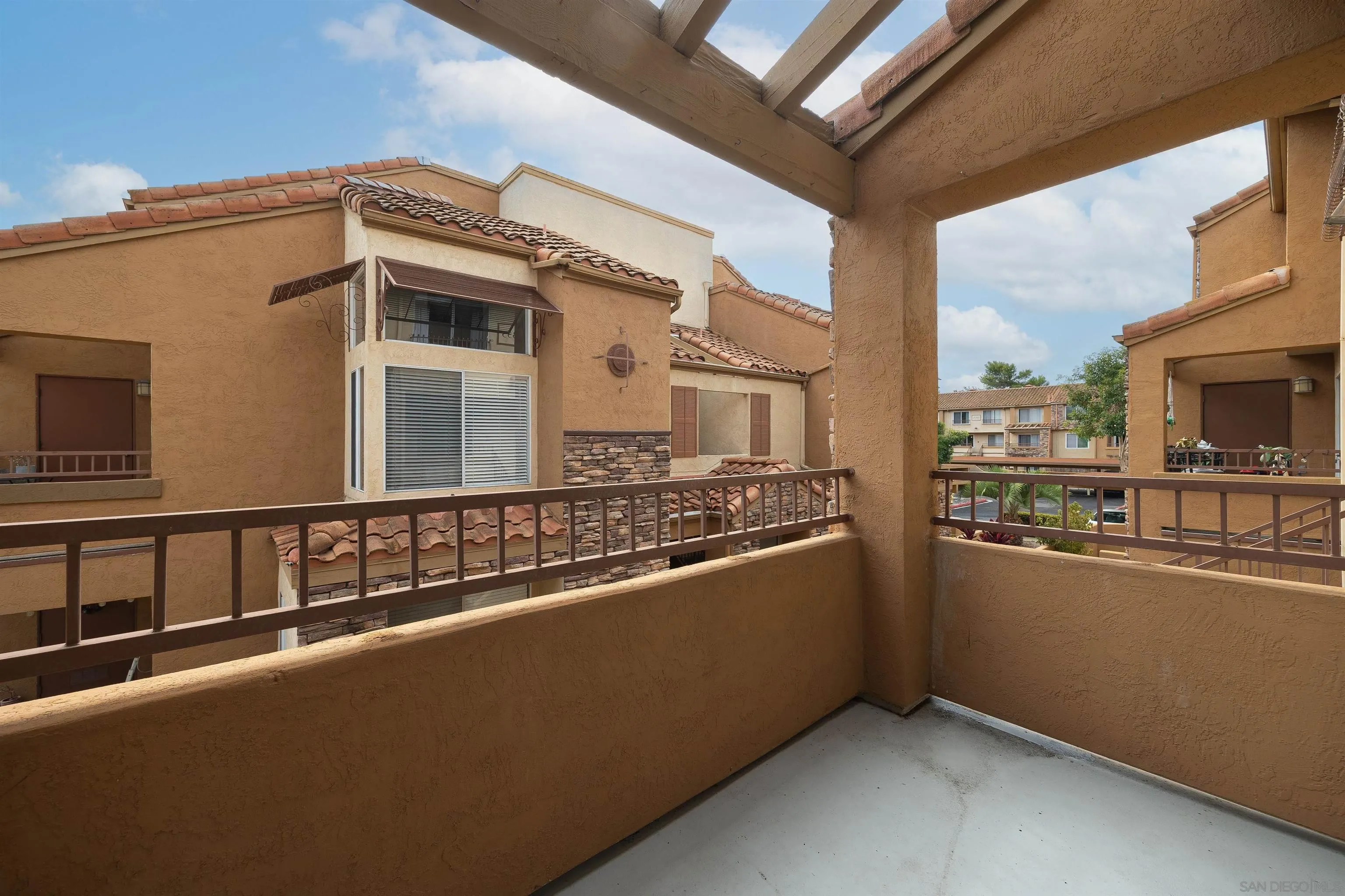 https://cdn.realtyfeed.com/cdn/127/250042080/007daac8d7758c1bac1d86836c85fe9f.webp